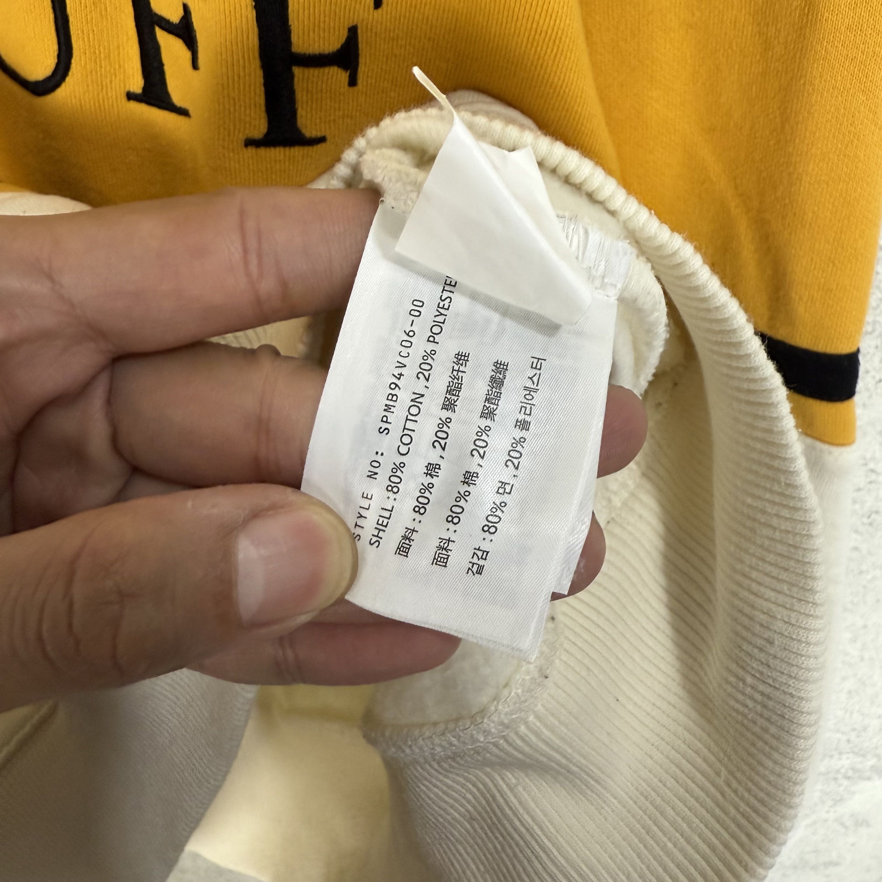 Vintage Hufflepuff Harry Potter Sweatshirt Collared Size US M / EU 48-50 / 2 - 8 Thumbnail