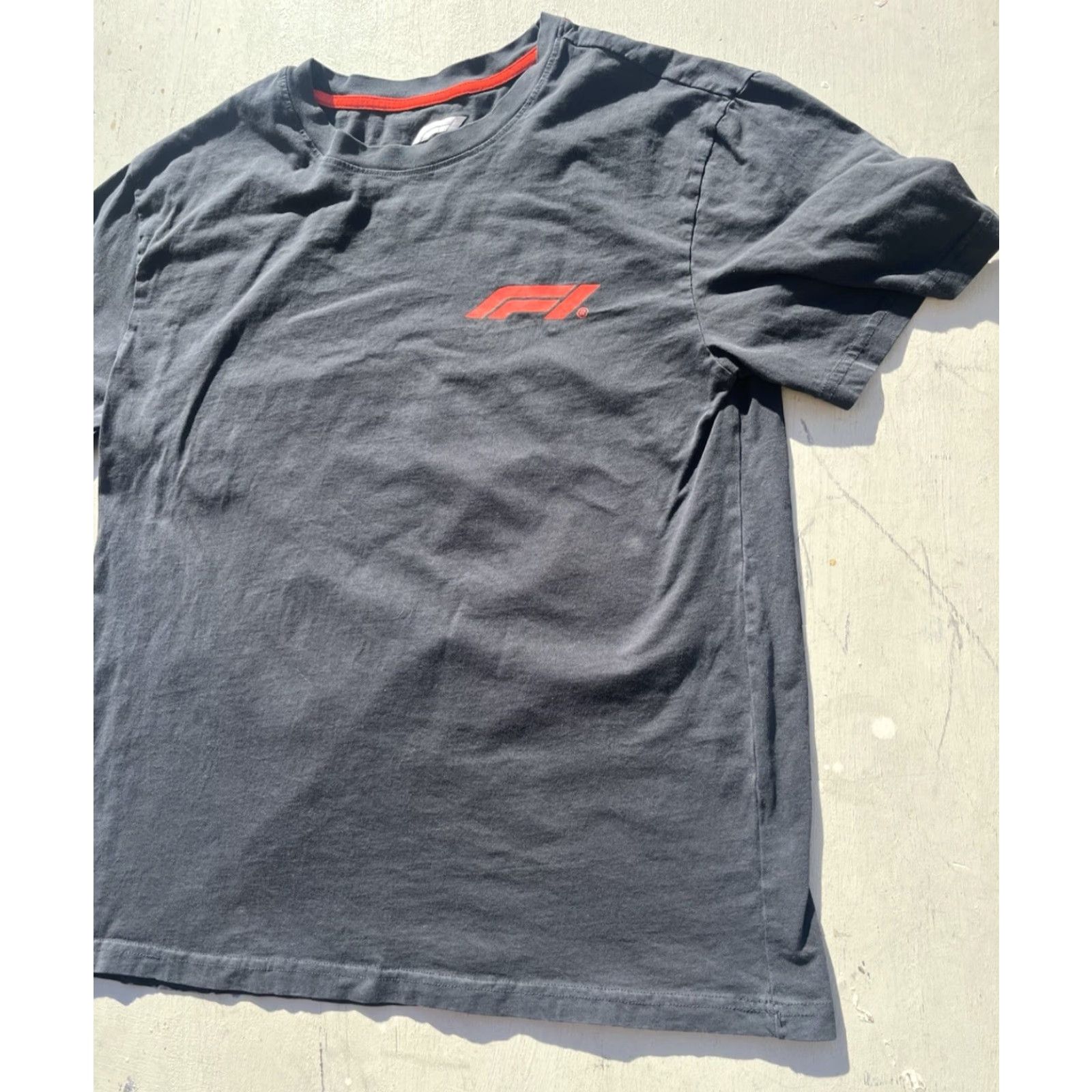 Vintage F1 T-Shirt Men’s Black Spell-Out Racing Speed Grand Prix- F1 Racing - Shirt - Adult Medium - Black - 100% Cotton Size US M / EU 48-50 / 2 - 6 Thumbnail