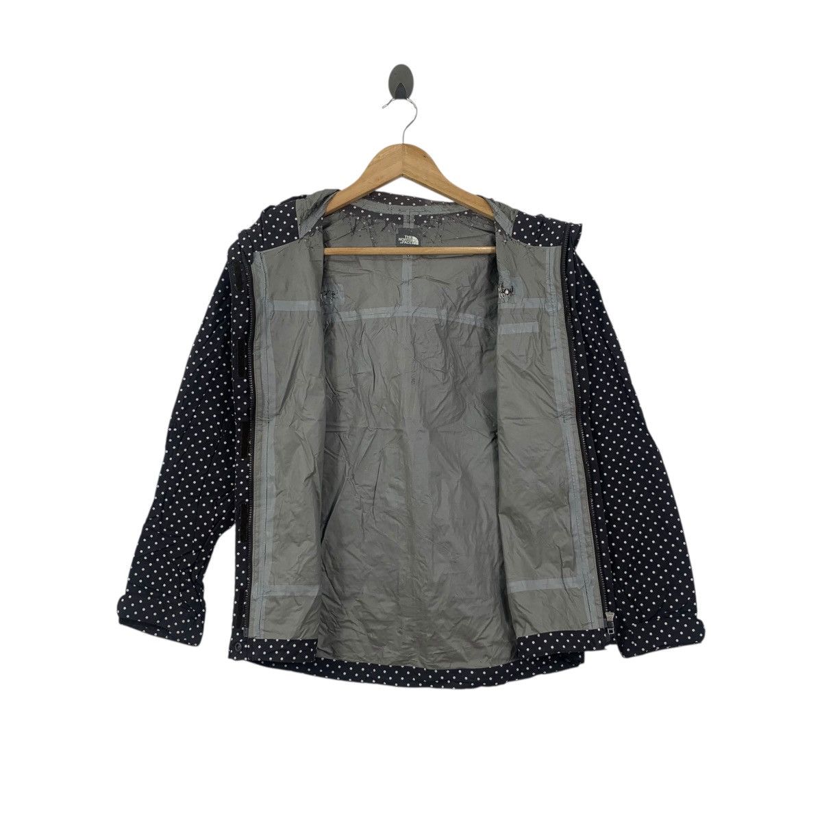 The North Face THE NORTH FACE Polka Dot Pattern Jacket Hoodie Outdoor Size M / US 6-8 / IT 42-44 - 6 Thumbnail