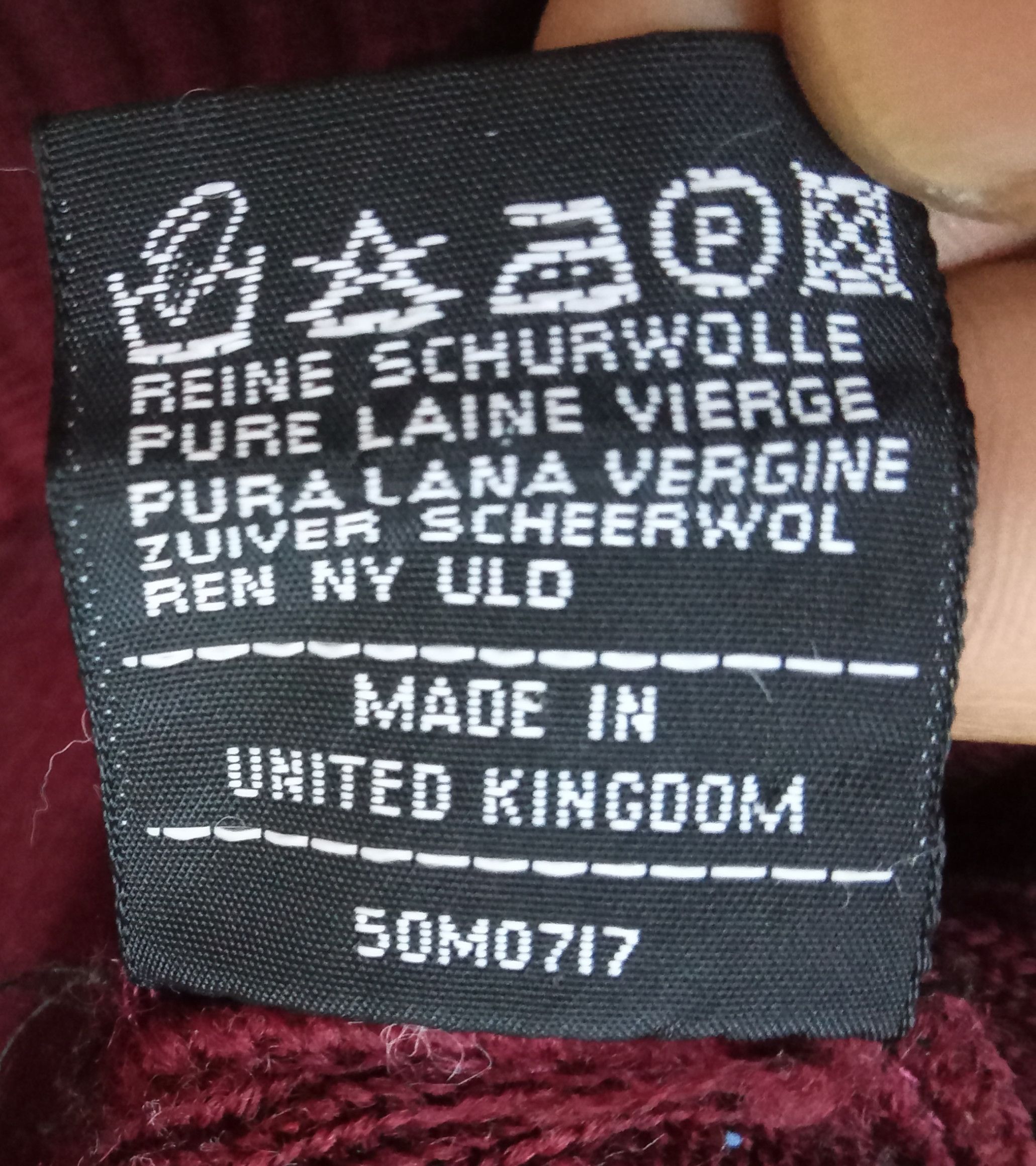 Burberry Burberrys 80s Vintage Wool Sweater Size US S / EU 44-46 / 1 - 5 Thumbnail