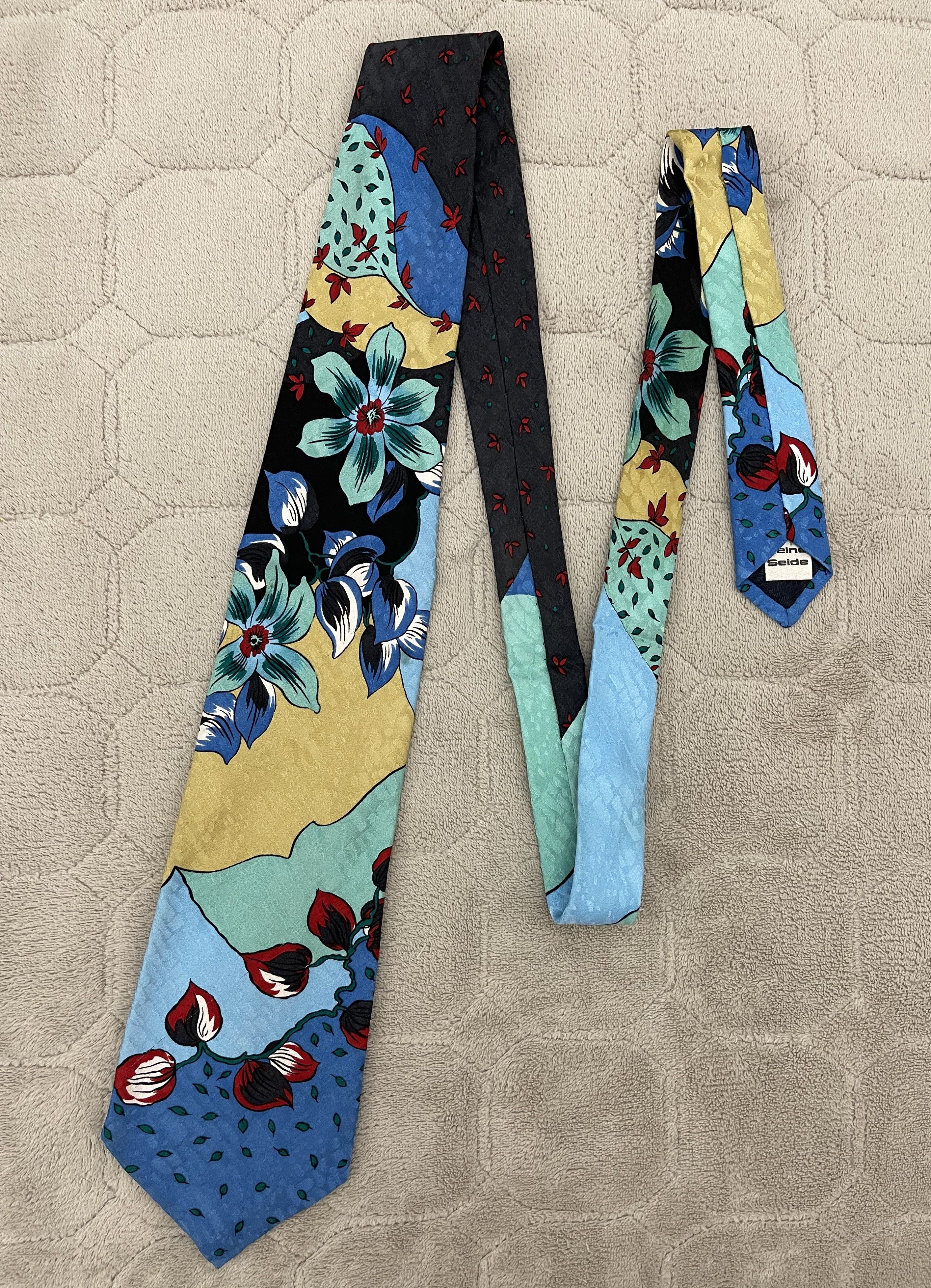 Vintage La Cravate Reine Seide Vintage Tie Size ONE SIZE - 5 Thumbnail