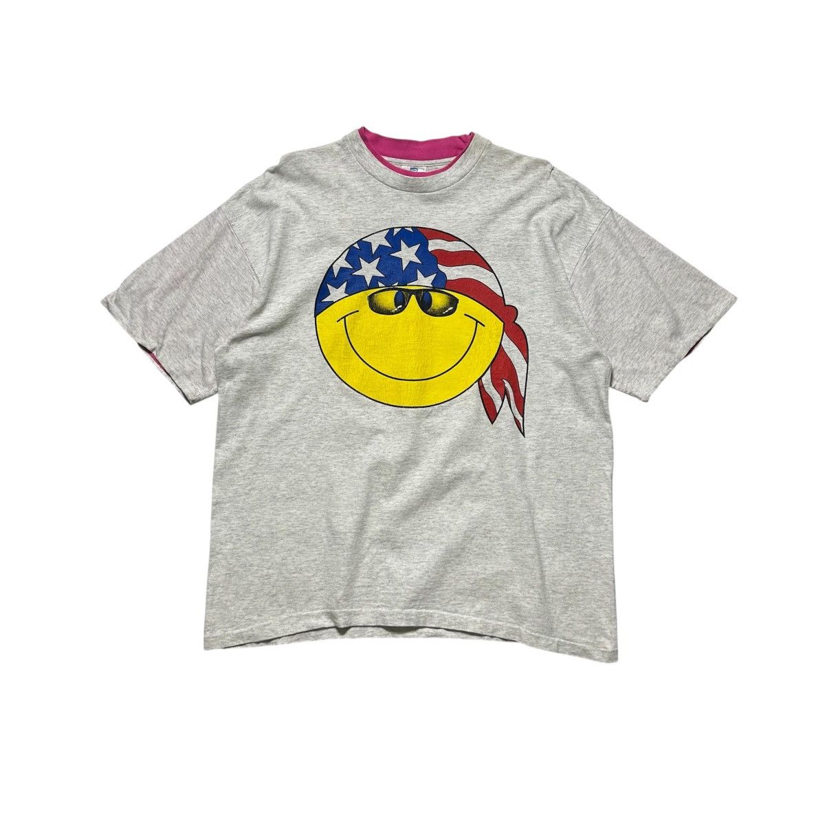 Vintage Vintage Smiley “Crazy Cracker 1993” Our 35th Year T-shirt Size XL / US 12-14 / IT 48-50 - 1 Thumbnail