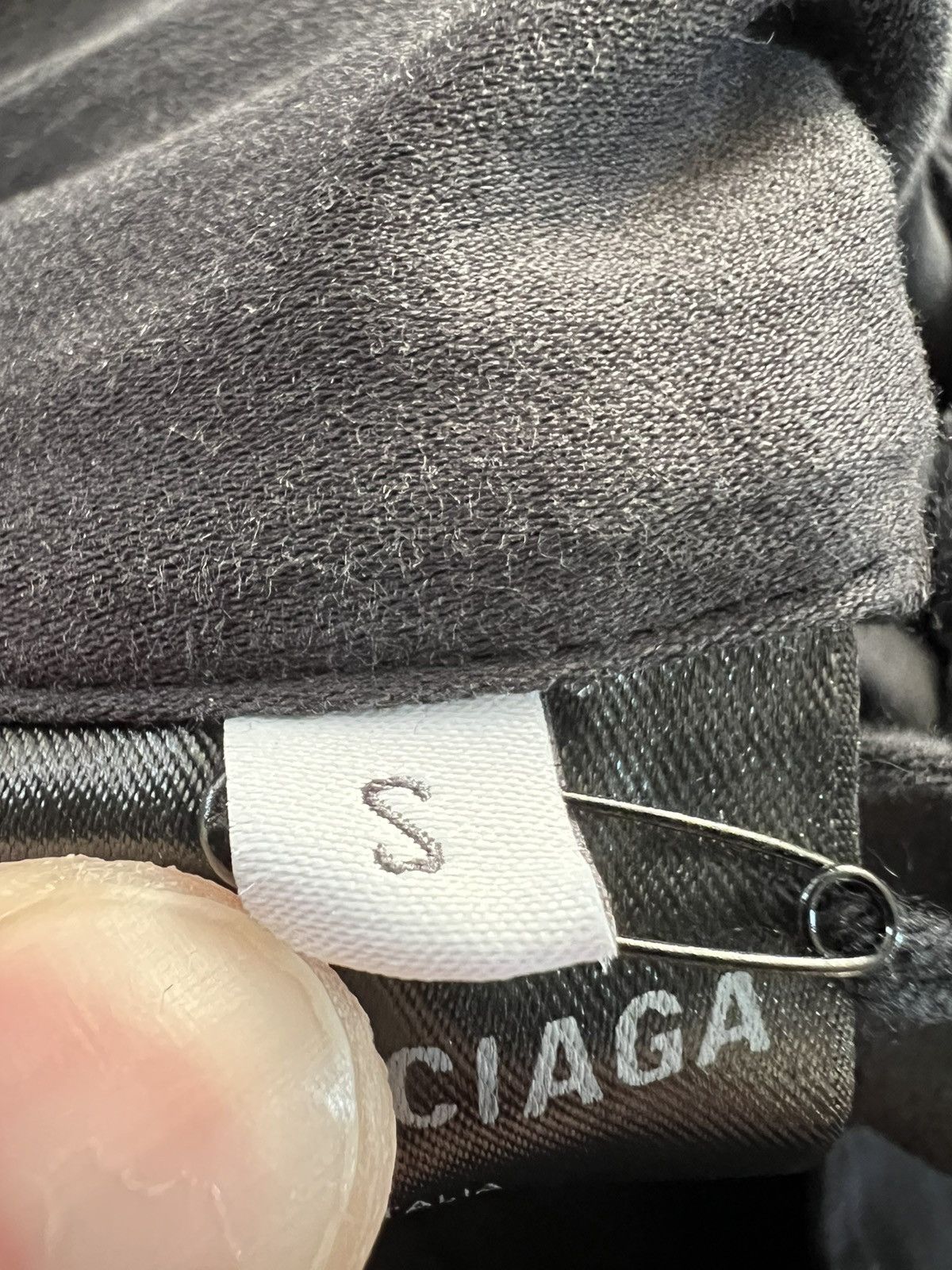 Balenciaga BALENCIAGA FLARED CARGO PANTS IN BLACK Size US 30 / EU 46 - 10 Thumbnail