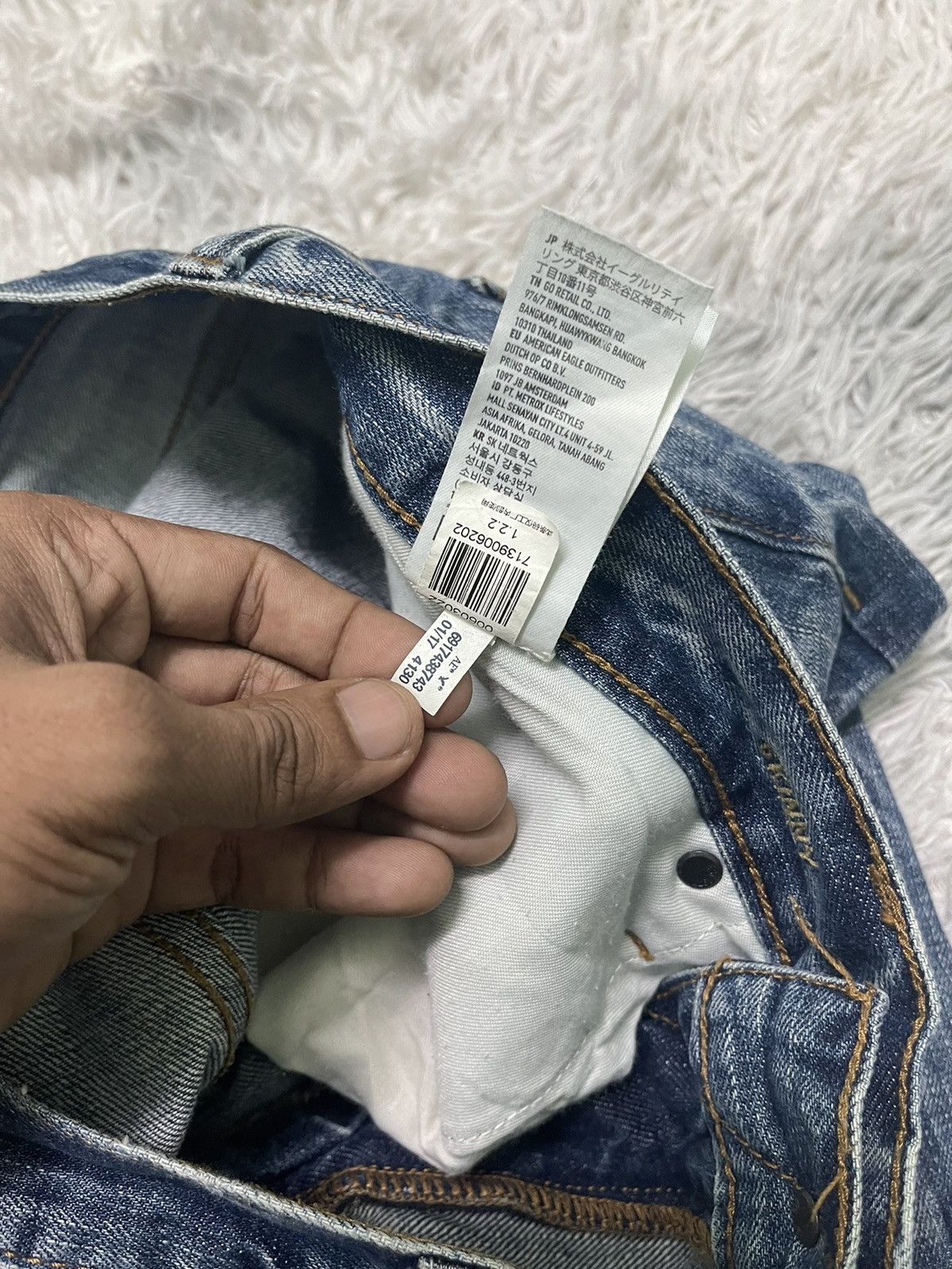 American Eagle Outfitters 2000s AMERICAN EAGLES OUTFITTER RARE DISTRESSED DENIM Size US 33 - 13 Thumbnail