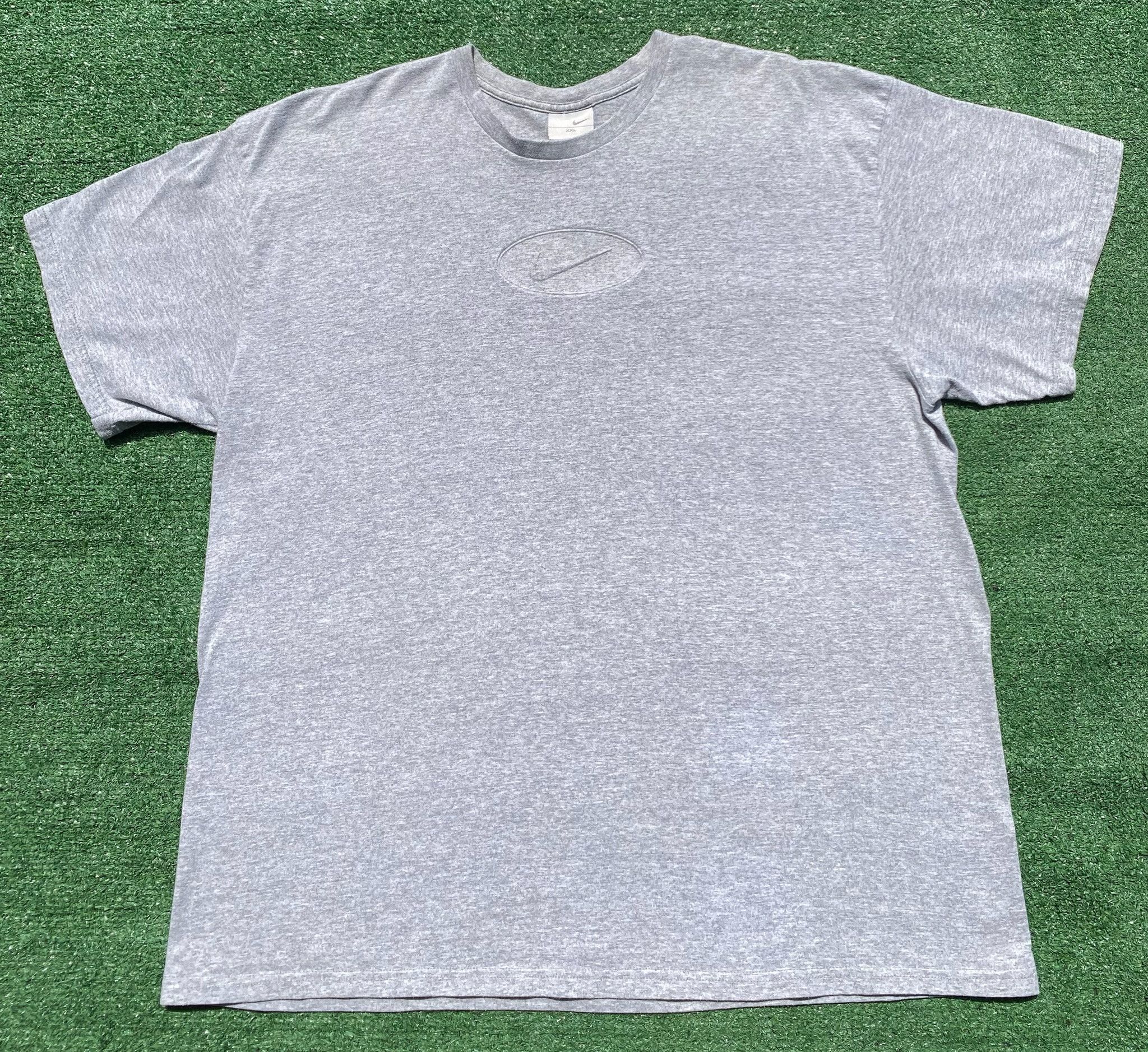 Nike 90’s Nike 3D Raised Center Swoosh Logo Grey Tag T-Shirt 2XL Size US XXL / EU 58 / 5 - 1 Thumbnail
