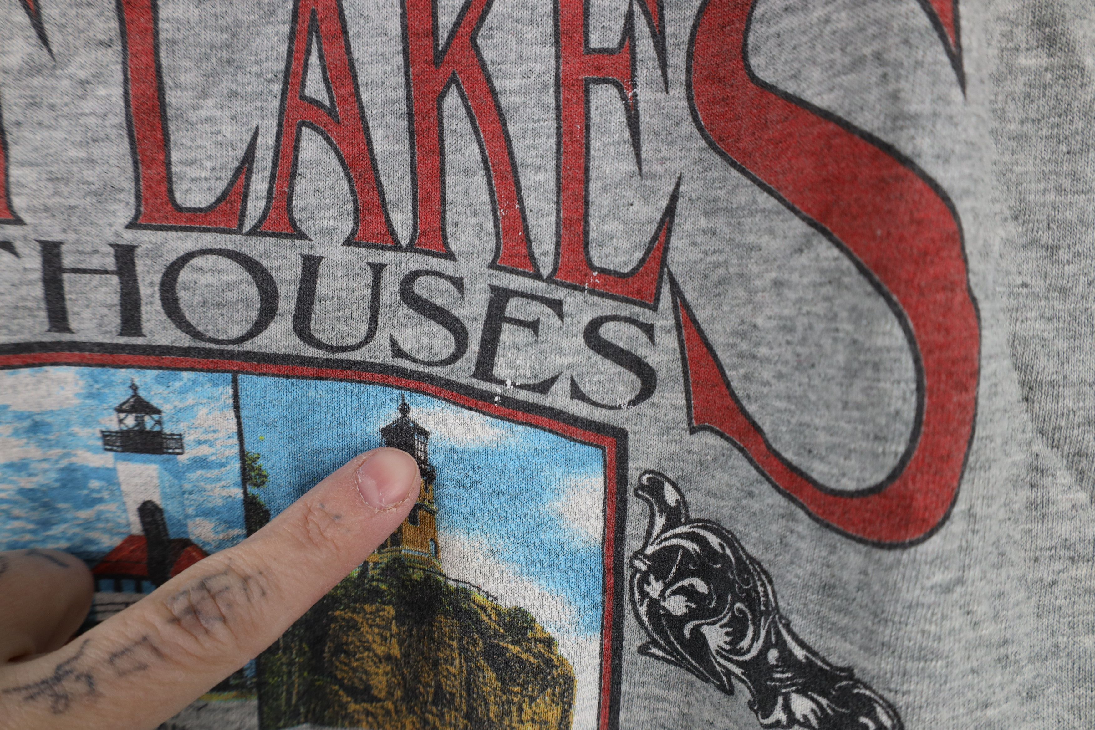 Vintage Vintage 90s Great Lakes Lighthouses Marblehead Ohio T-Shirt Size US M / EU 48-50 / 2 - 6 Thumbnail