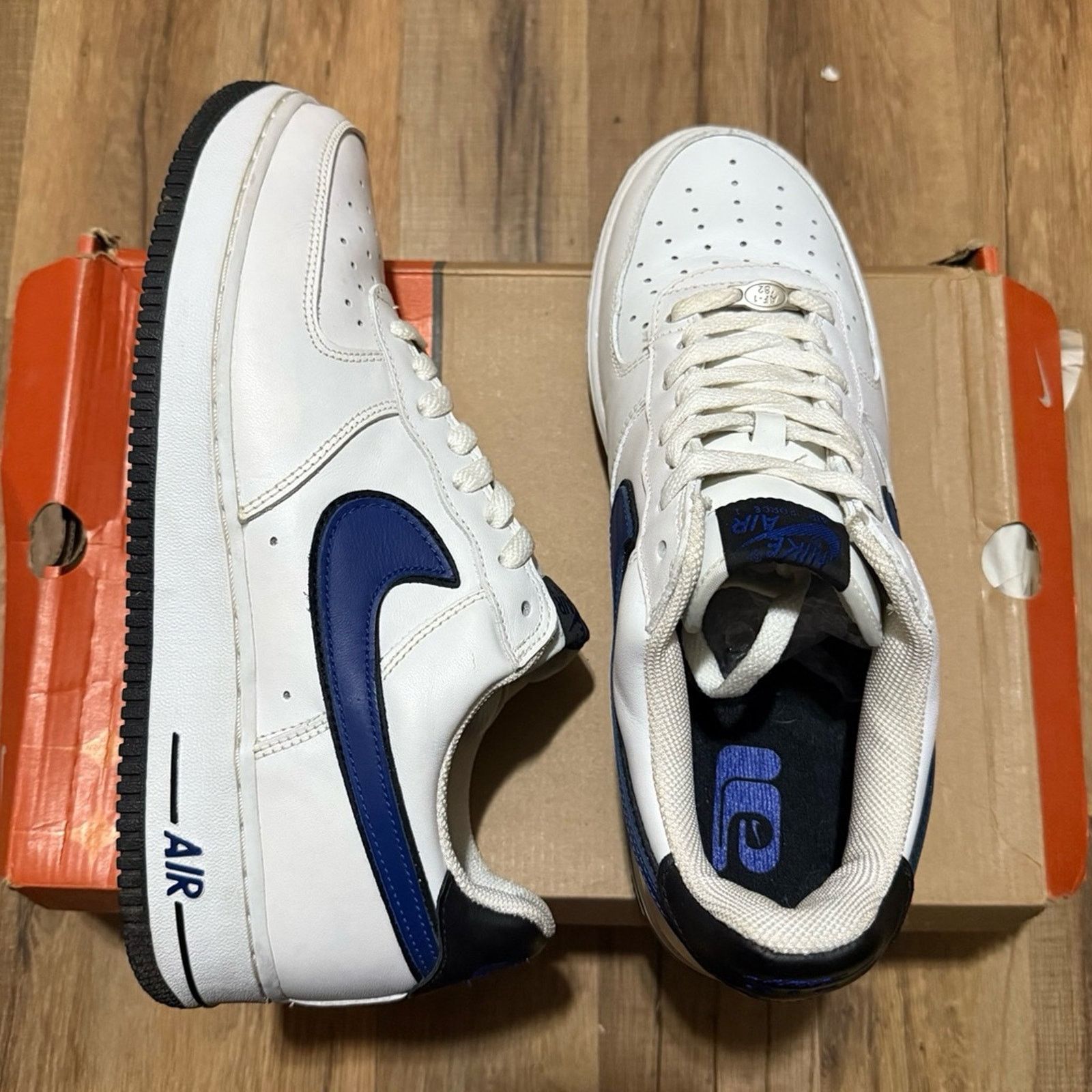 Nike 2004 Nike Air Force 1 White Sport Royal Black Size US 11 / EU 44 - 2 Thumbnail