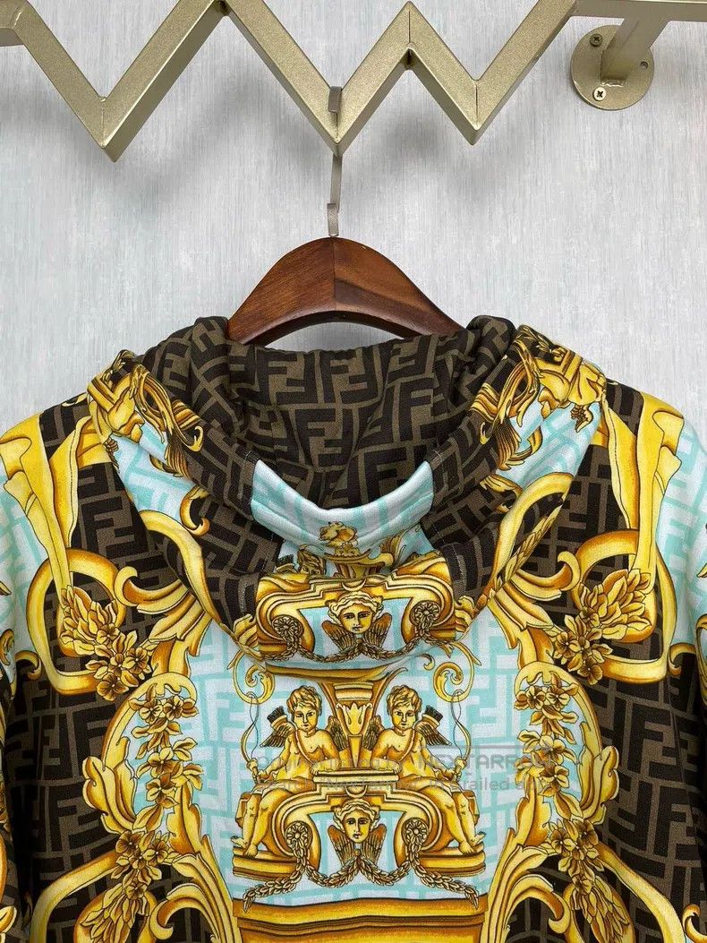Versace Versace Thin fleece zip jacket Size US M / EU 48-50 / 2 - 5 Thumbnail