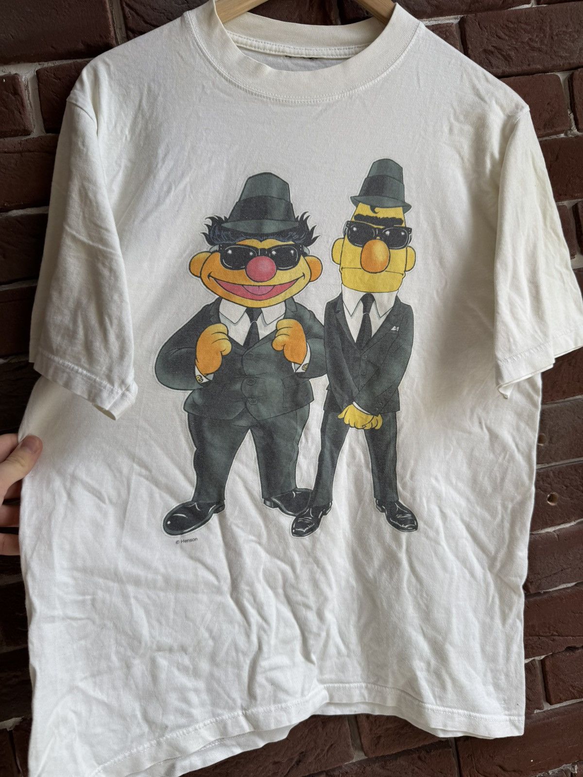 Cartoon Network 90s Vintage Sesame Street Bert Ernie T-shirt Man in Black Size US M / EU 48-50 / 2 - 4 Thumbnail