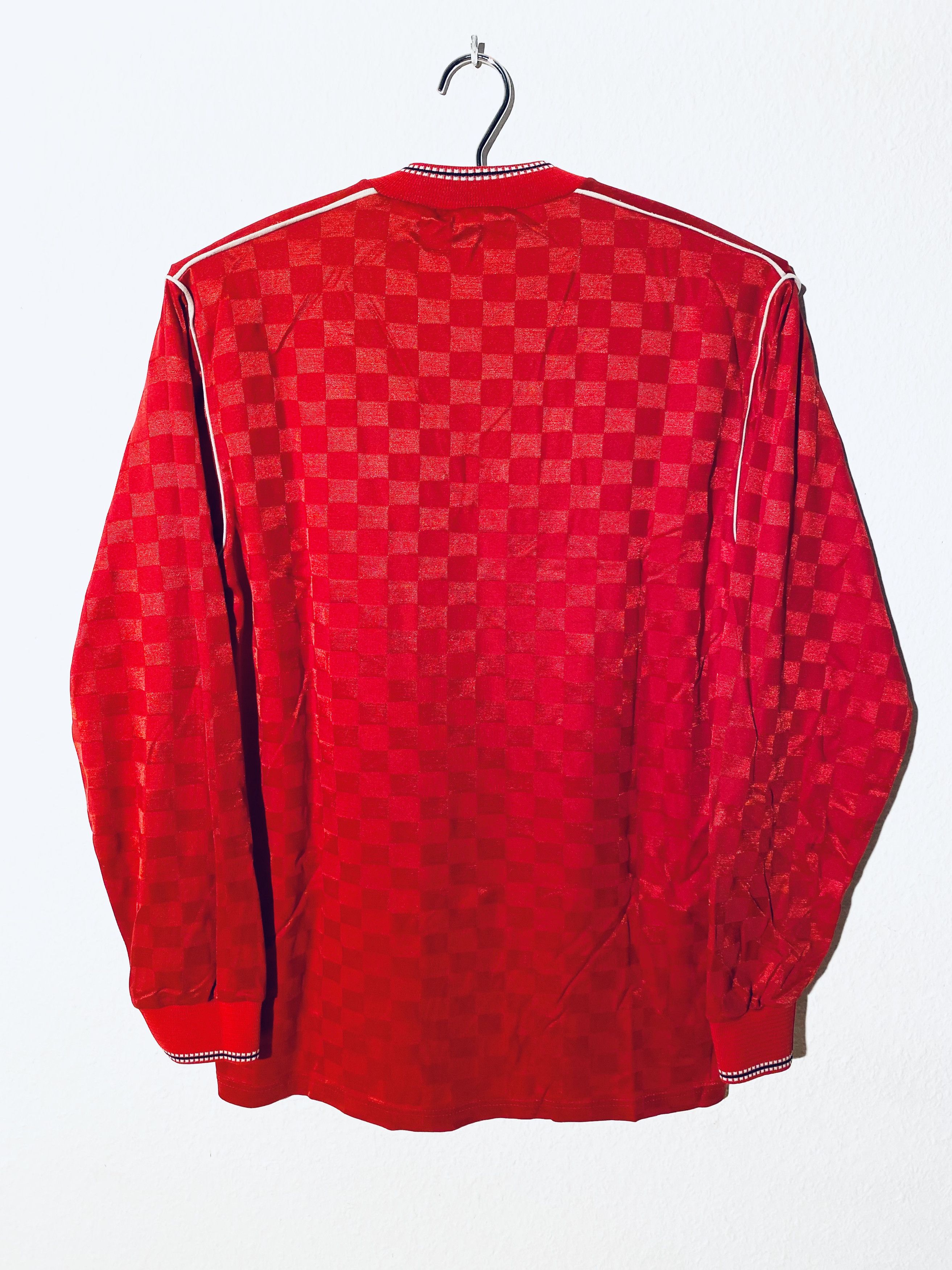 Umbro Umbro 90s Red Template Football Shirt Jersey Size US M / EU 48-50 / 2 - 2 Thumbnail