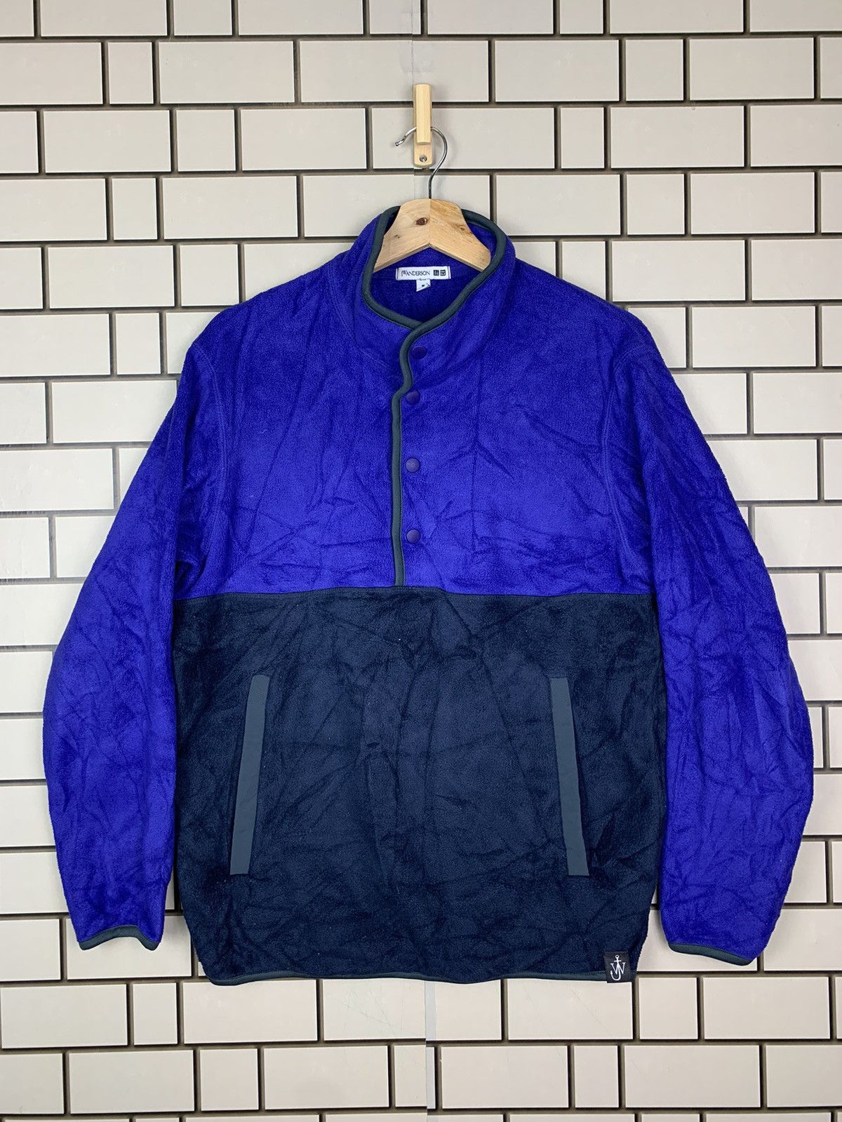 JW Anderson × Japanese Brand × Uniqlo Japanese Brand Uniqlo X J.W Anderson Fleece Size US M / EU 48-50 / 2 - 1 Thumbnail