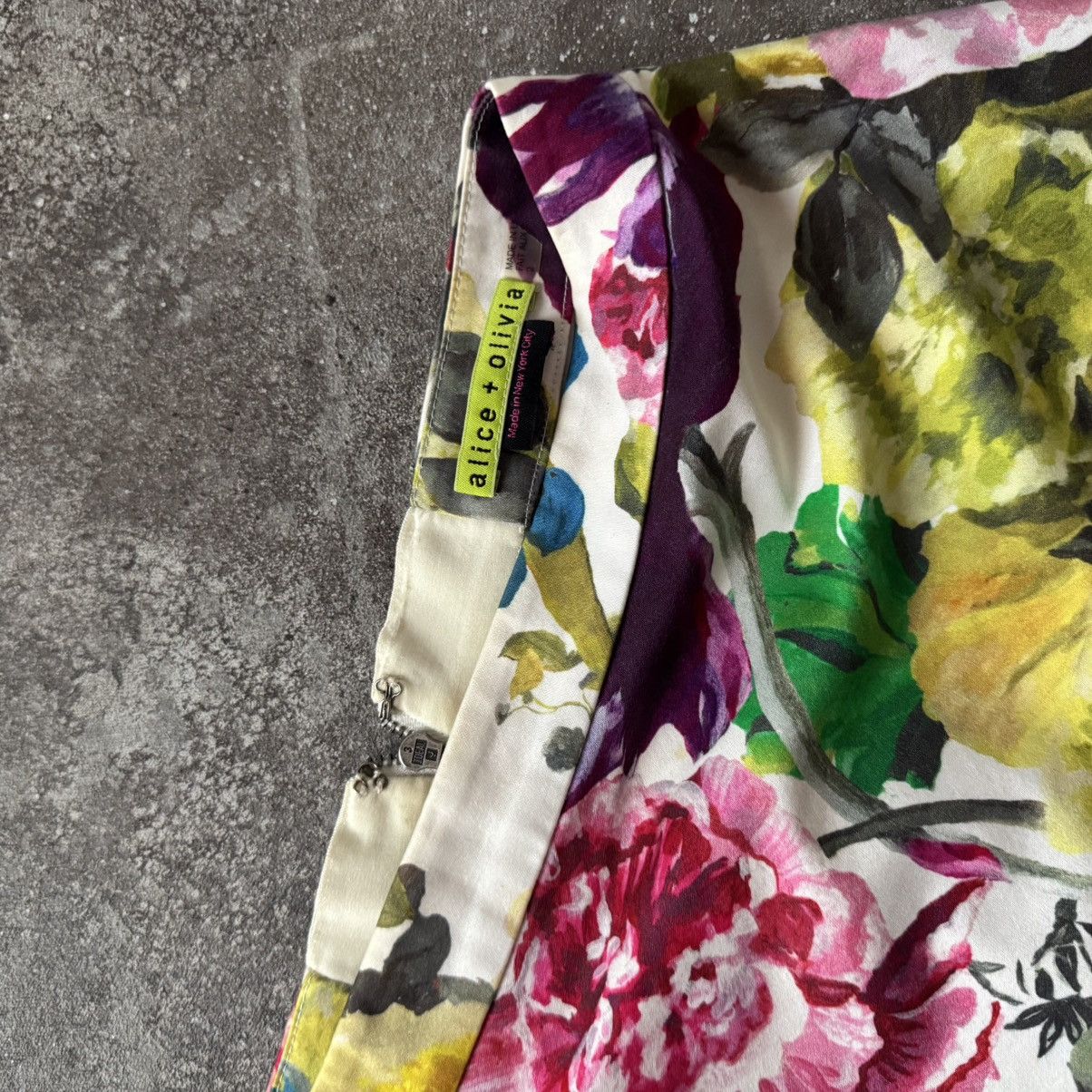 Alice + Olivia × Japanese Brand Alice + Olivia Multicolour Floral Mini Skirt Size 26" / US 2 / IT 38 - 9 Thumbnail