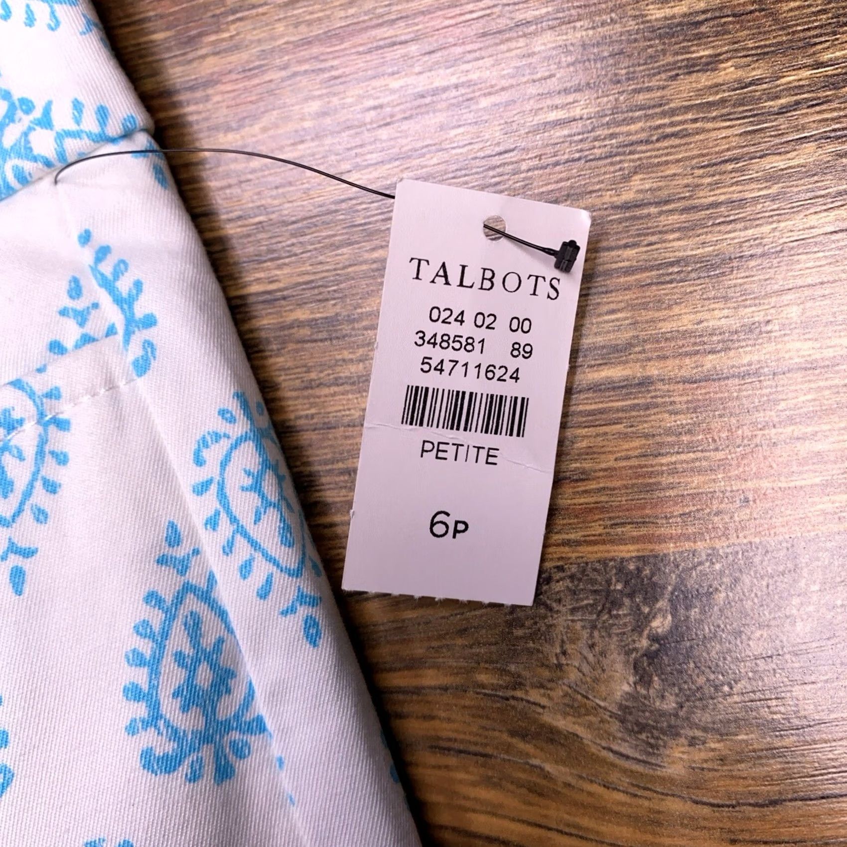 Talbots Talbots Pants 6P Petite Blue White Slim Leg Capri 19in Inseam Stretch Picnic Casual Party Geometric Beach Womens Size 28" / US 6 / IT 42 - 4 Thumbnail