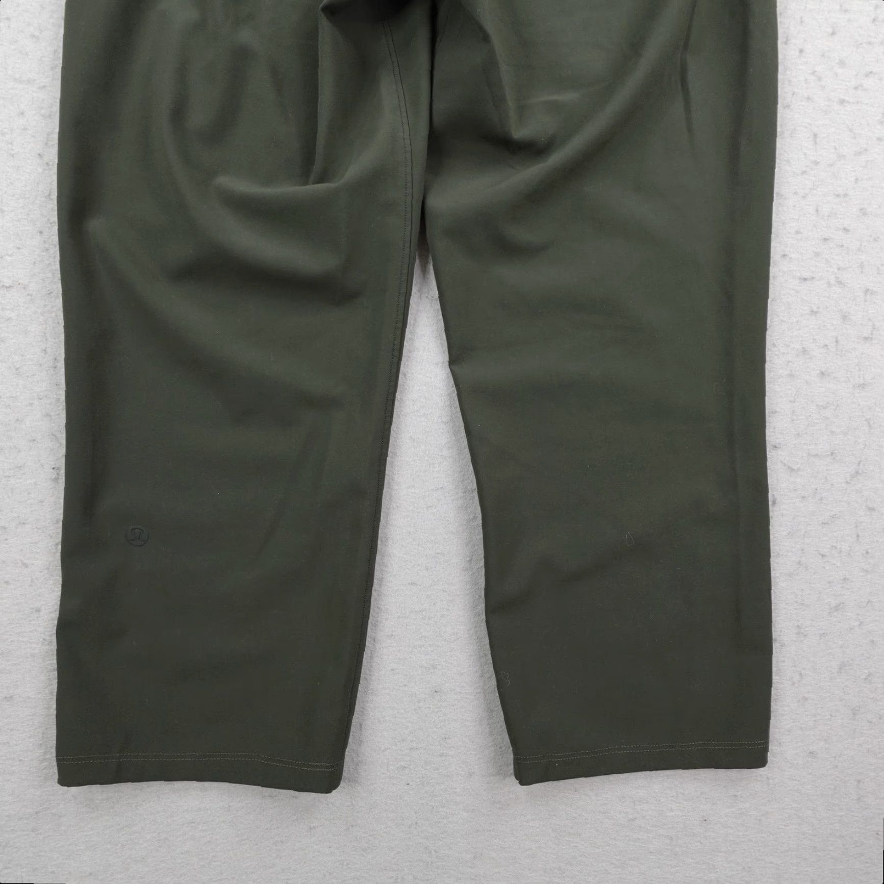 Lululemon Lululemon Pants Womens 8 Green On The Fly Woven Cropped Jogger Yoga Gym Athletic Size 30" / US 8 / IT 44 - 6 Thumbnail