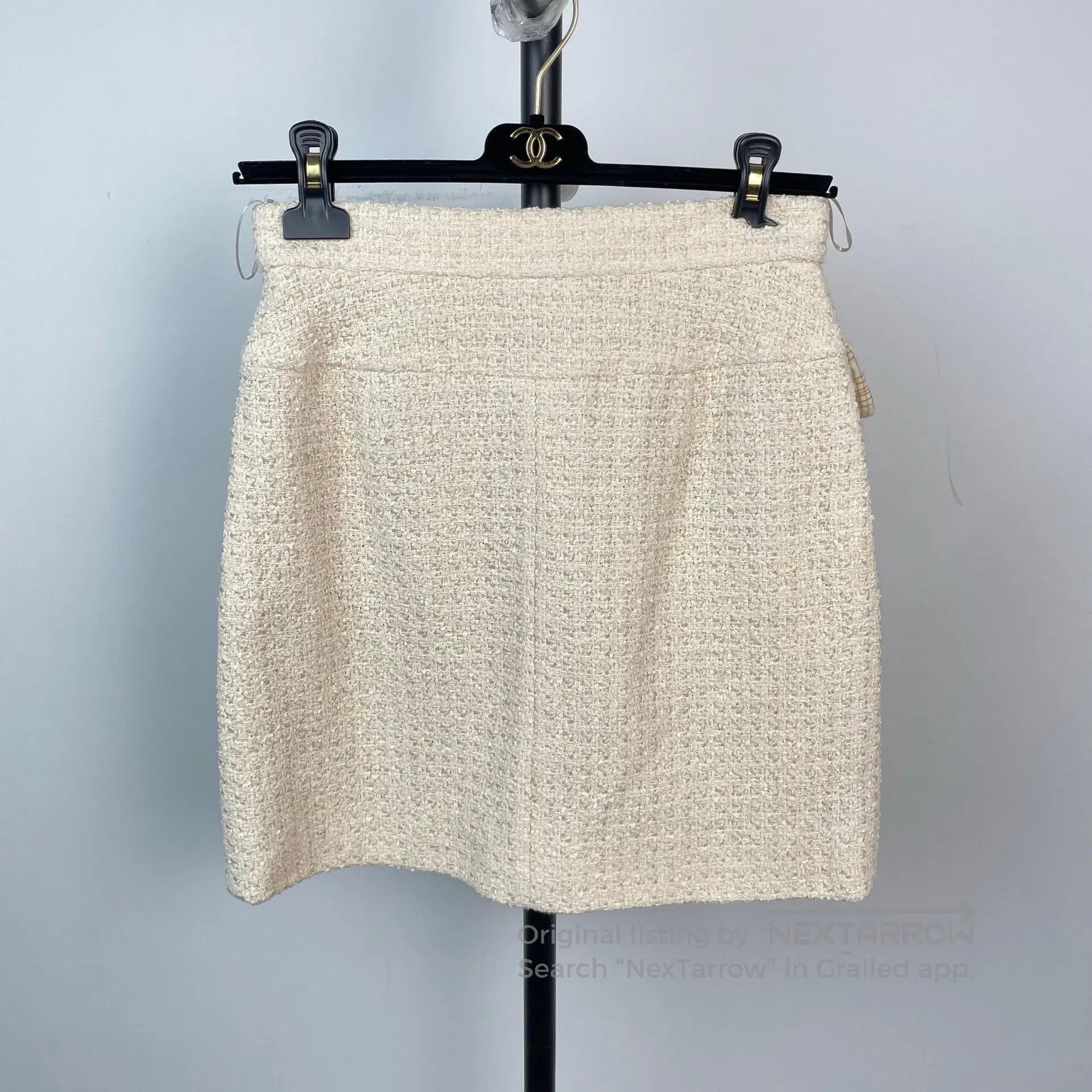 Chanel Chanel Ivory white woven double pocket short skirt| Size 35" - 2 Thumbnail