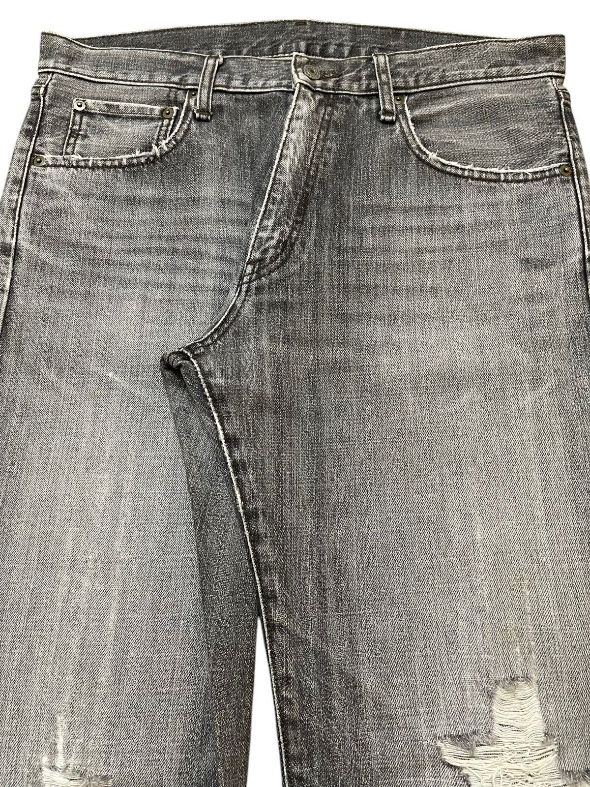 Uniqlo Vintage Japanese Uniqlo Faded Wash Distressed Loose Jeans Size US 34 / EU 50 - 4 Thumbnail