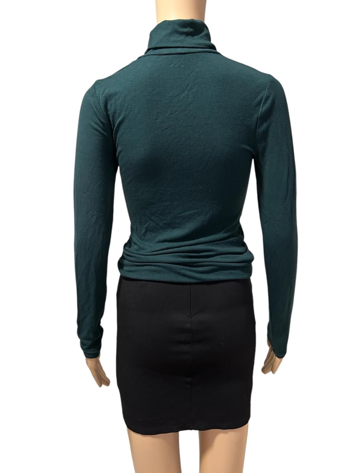 Designer Chic Green Turtleneck Top Size M / US 6-8 / IT 42-44 - 4 Thumbnail