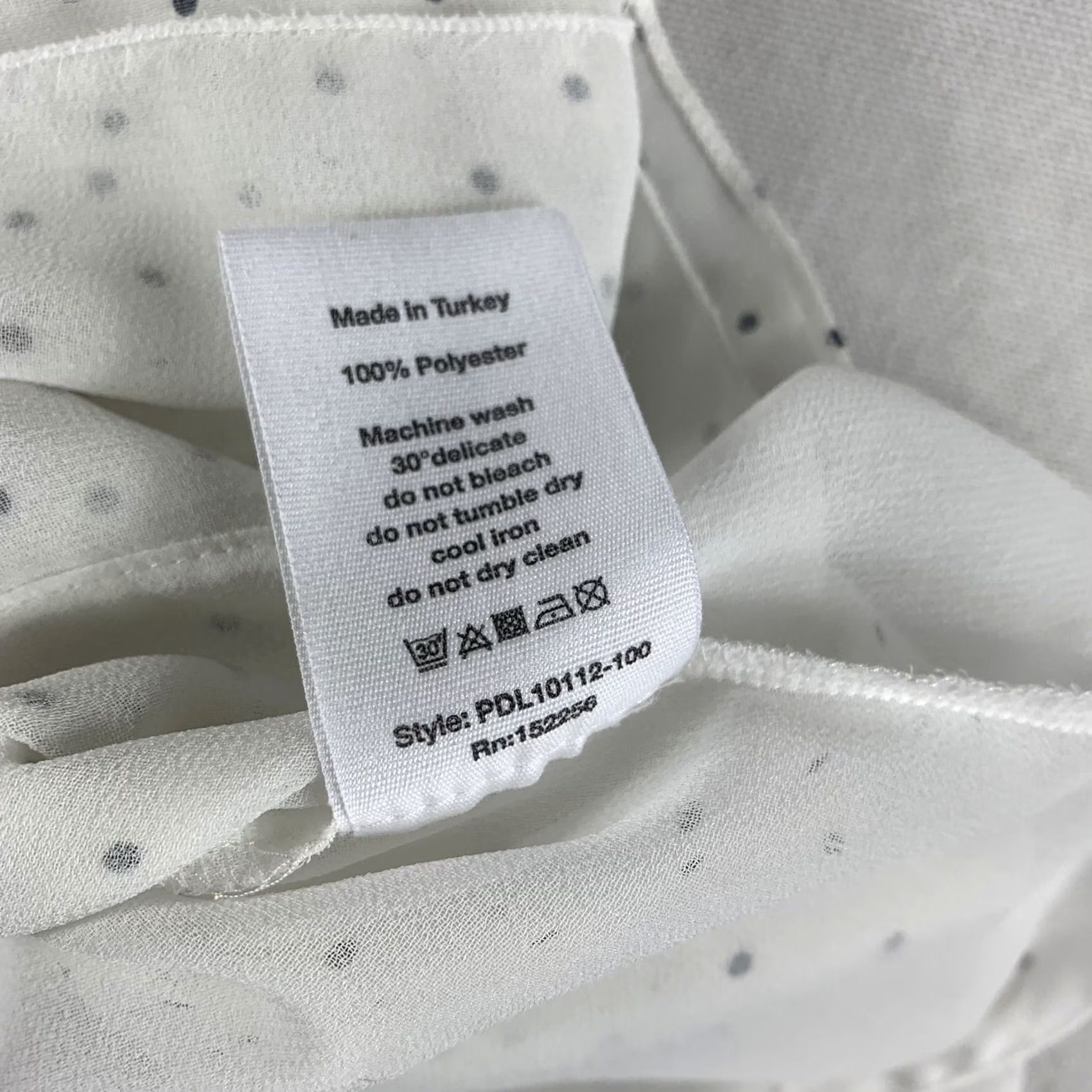 AVEC LES FILLES AVEC LES FILLES Blouse WOMENS XS WHITE BLACK POLKA DOT V-NECK LONG SLEEVE Size XS / US 0-2 / IT 36-38 - 5 Thumbnail