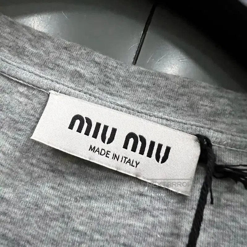 Miu Miu Miu Miu Grey Summer Short Sleeve T-Shirt . Size XS / US 0-2 / IT 36-38 - 2 Thumbnail