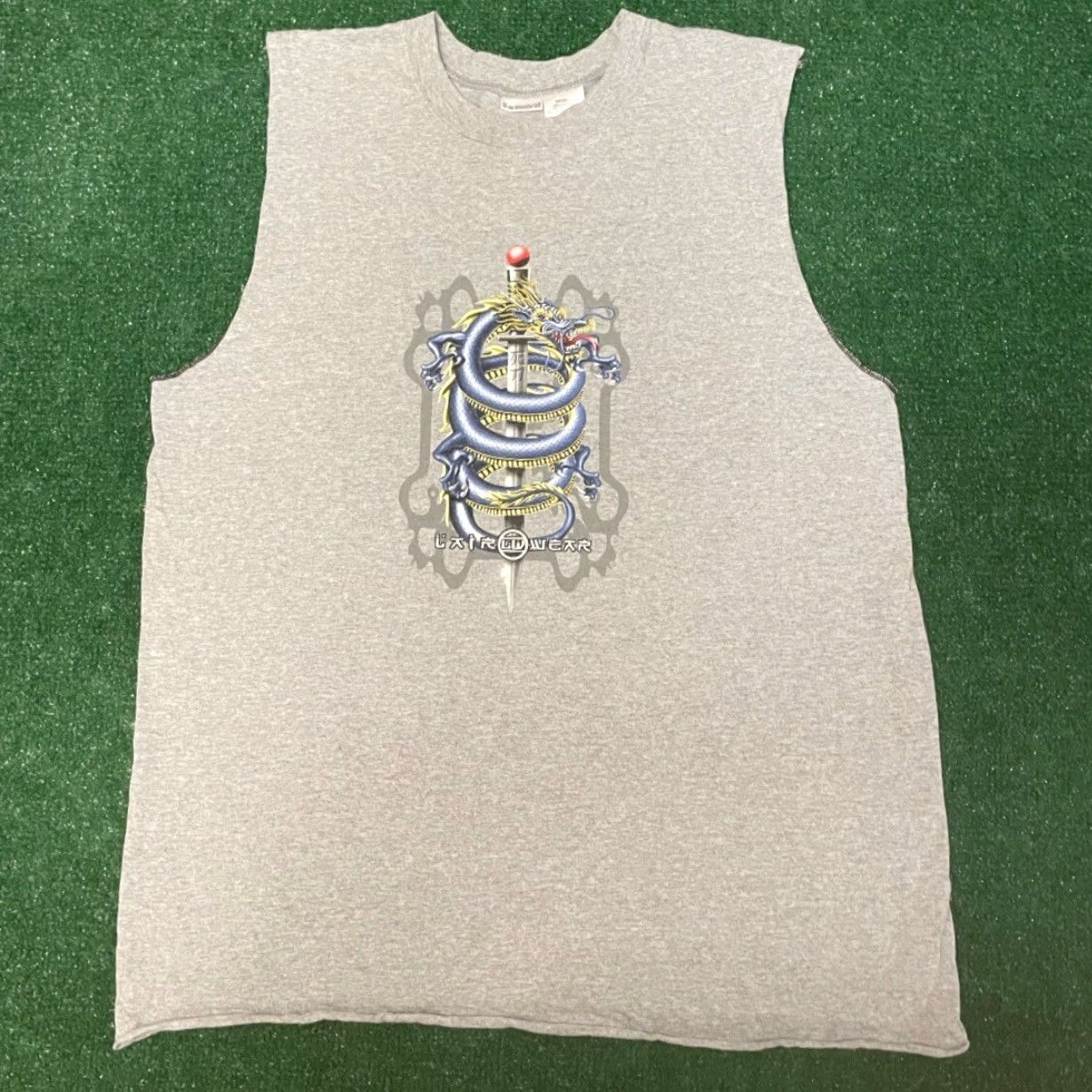 Vintage VINTAGE 90s Y2K Dragon Tribal Skater JNCO Style Sleeveless Tank Top Shirt Mens L Gray Men Tank Top Size US L / EU 52-54 / 3 - 3 Thumbnail