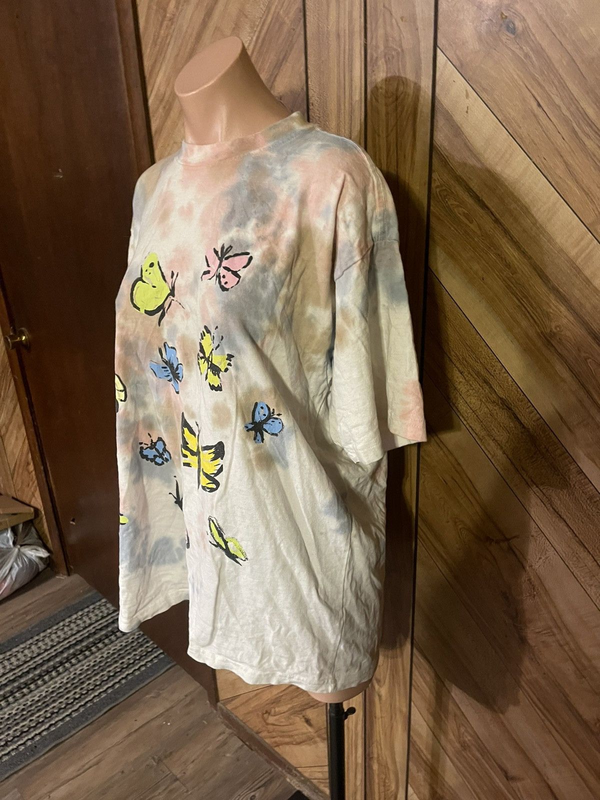 Obey Obey Men’s Medium Tie Dyed Butterfly T-Shirt Size US M / EU 48-50 / 2 - 5 Thumbnail
