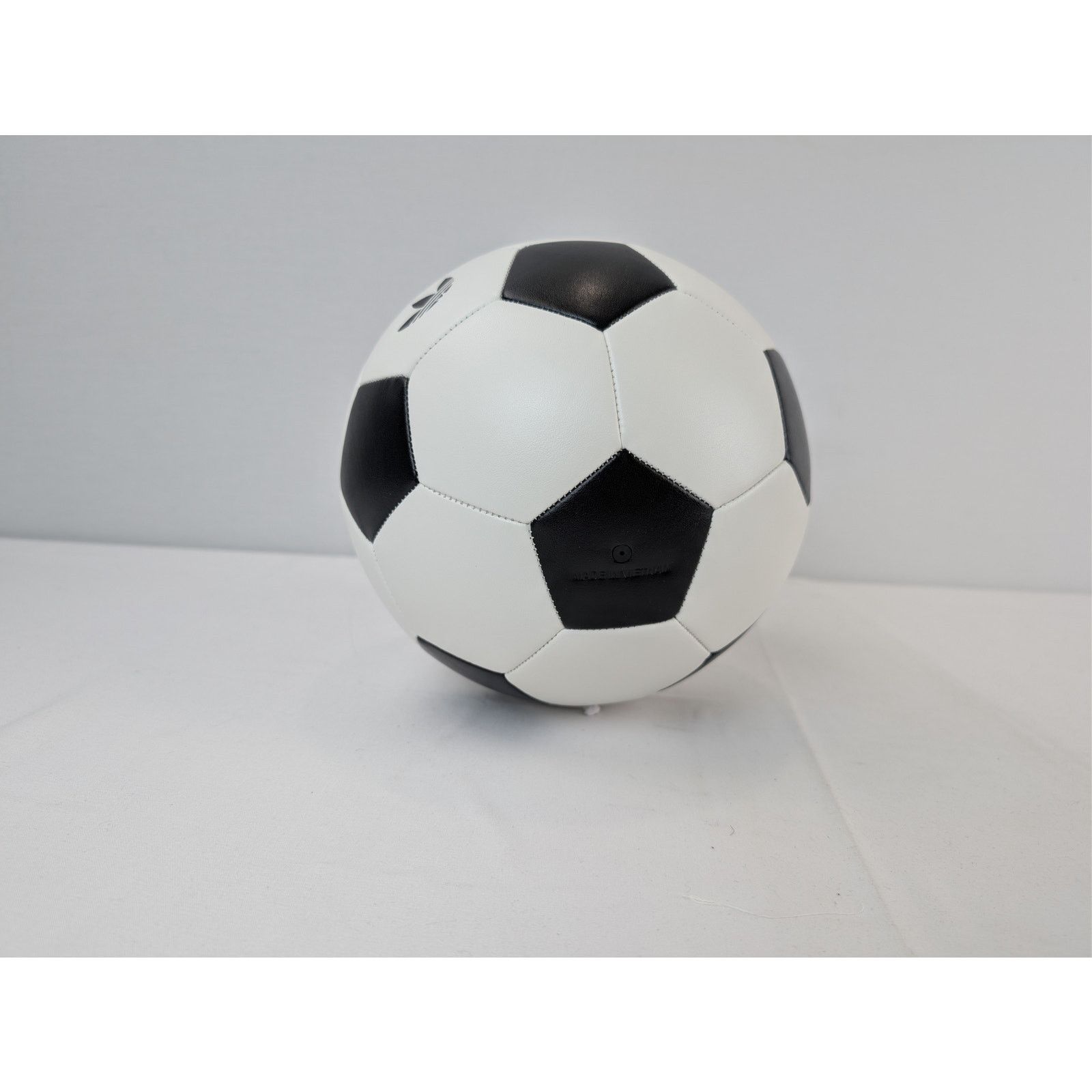 Adidas × JJJJound o1rshd1 Q:2 / Size: 5 / Footballs in Black/White Size ONE SIZE - 5 Thumbnail