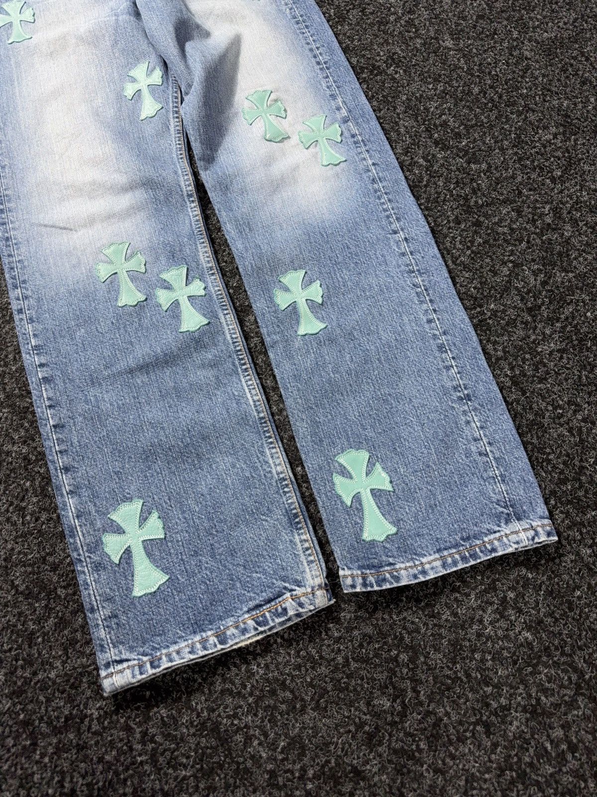 Levi's Vintage💥 90s ‼️Custom Chrome Hearts Style Cross Denim Jeans Size US 32 / EU 48 - 5 Thumbnail