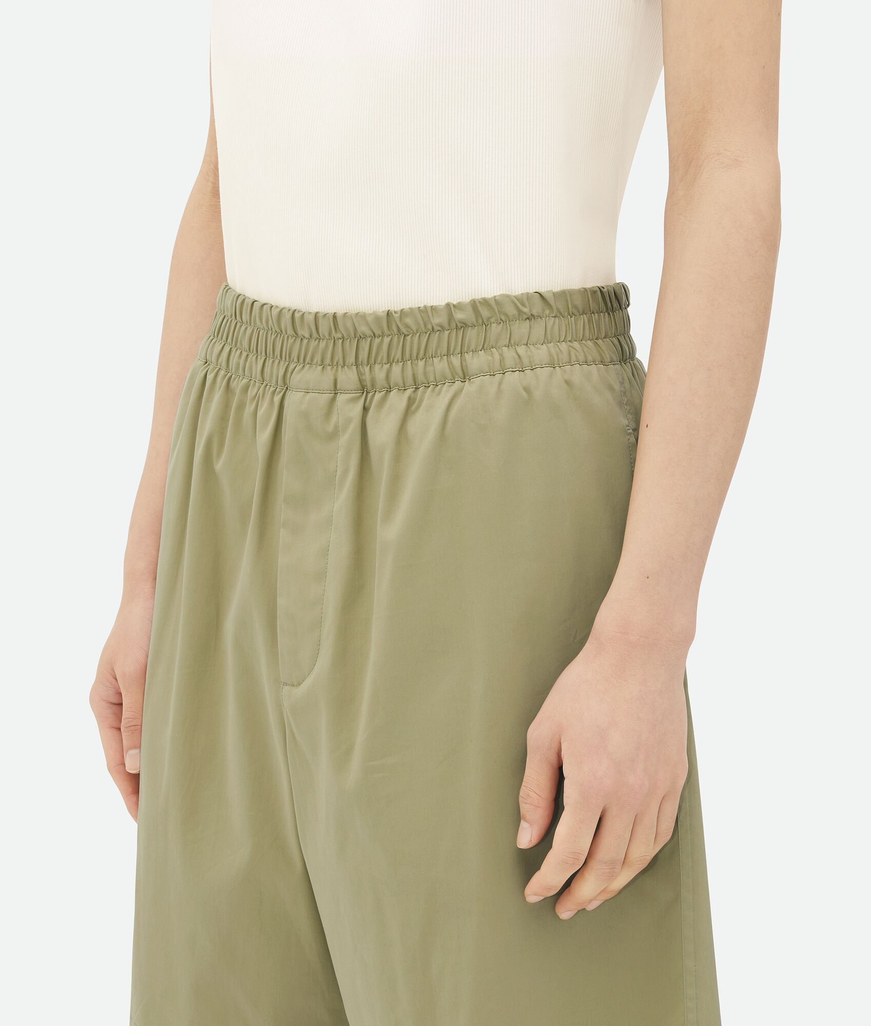 Bottega Veneta o1loc1c0325 744304 Soft Cotton Shorts in Green Size US 34 / EU 50 - 4 Thumbnail