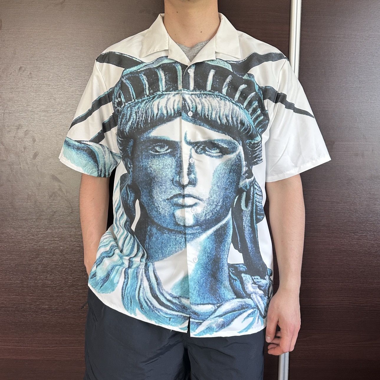 Market Chinatown Market NYC New York City Button Up Shirt XL Rare Size US XL / EU 56 / 4 - 2 Thumbnail