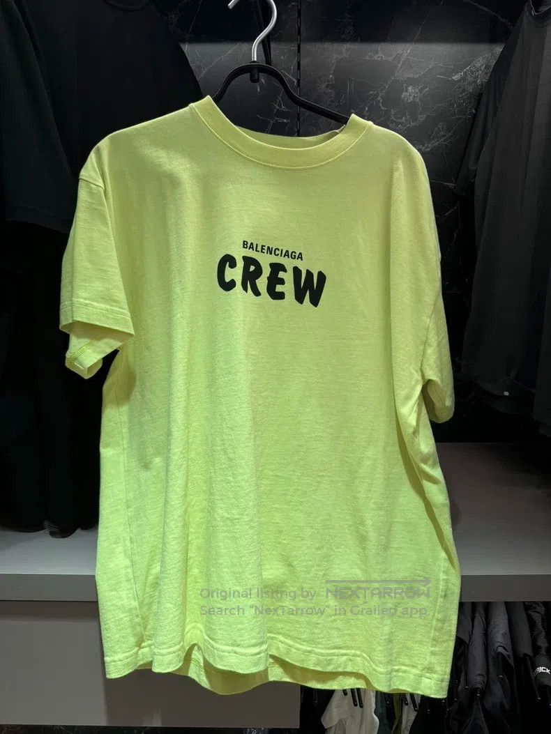 Balenciaga Balenciaga CREW Logo Fluorescent Yellow Short Sleeve T-shi Size US L / EU 52-54 / 3 - 1 Thumbnail