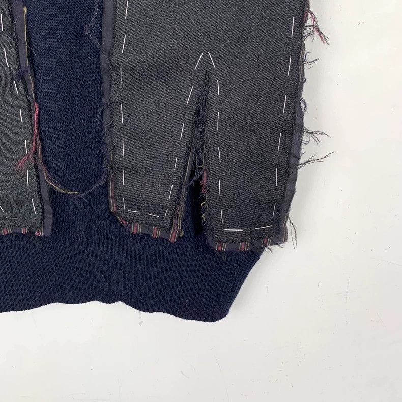 Maison Margiela Maison Margiela Dark blue V-neck sheep wool knitted vest 25 Size US S / EU 44-46 / 1 - 4 Thumbnail