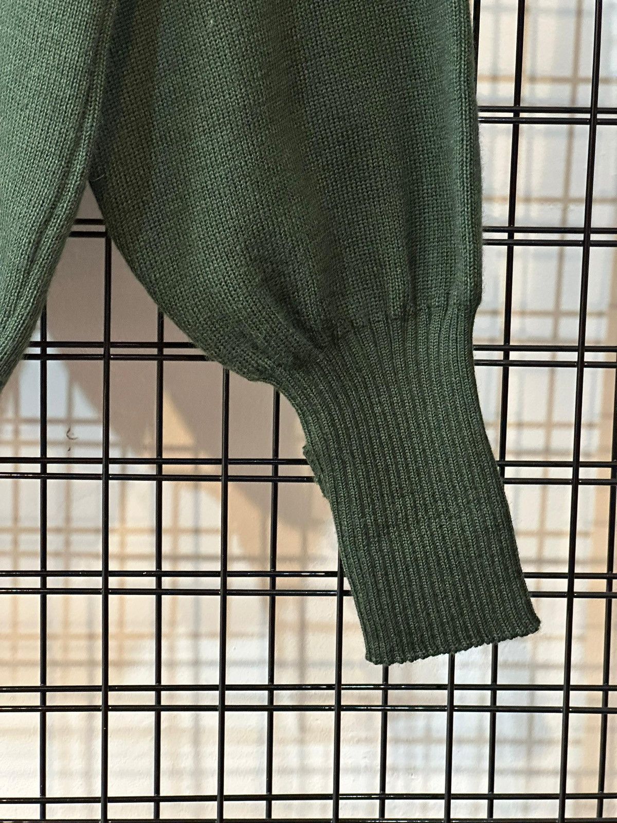 Burberry vintage Burberrys green knit wool sweater . Size US M / EU 48-50 / 2 - 6 Thumbnail
