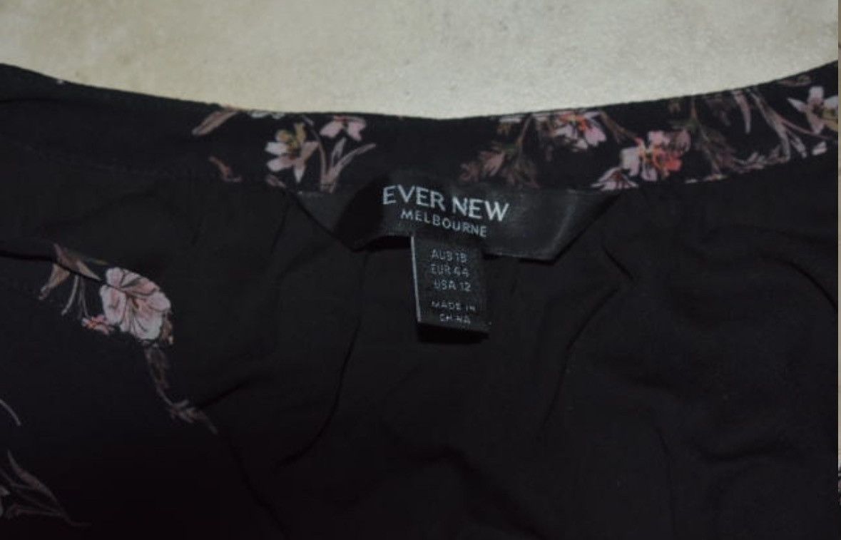 Other Ever New Nordstrom Ruffle Long Sleeve Elastic Dress Size L / US 10 / IT 46 - 2 Thumbnail