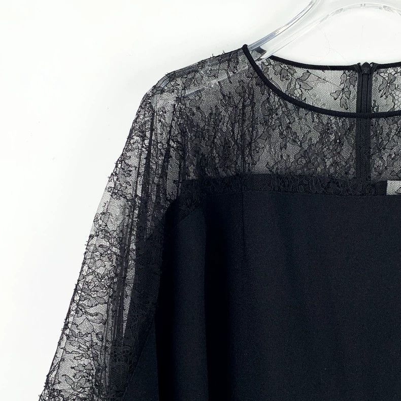 Valentino Valentino Black cut-out lace panelled crew neck short-slee Size M / US 6-8 / IT 42-44 - 3 Thumbnail