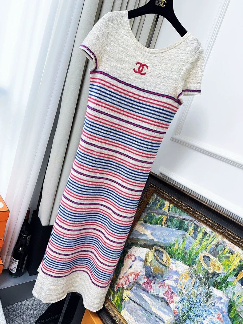 Chanel Chanel Early spring show red striped short-sleeved knitted Size XS / US 0-2 / IT 36-38 - 1 Thumbnail