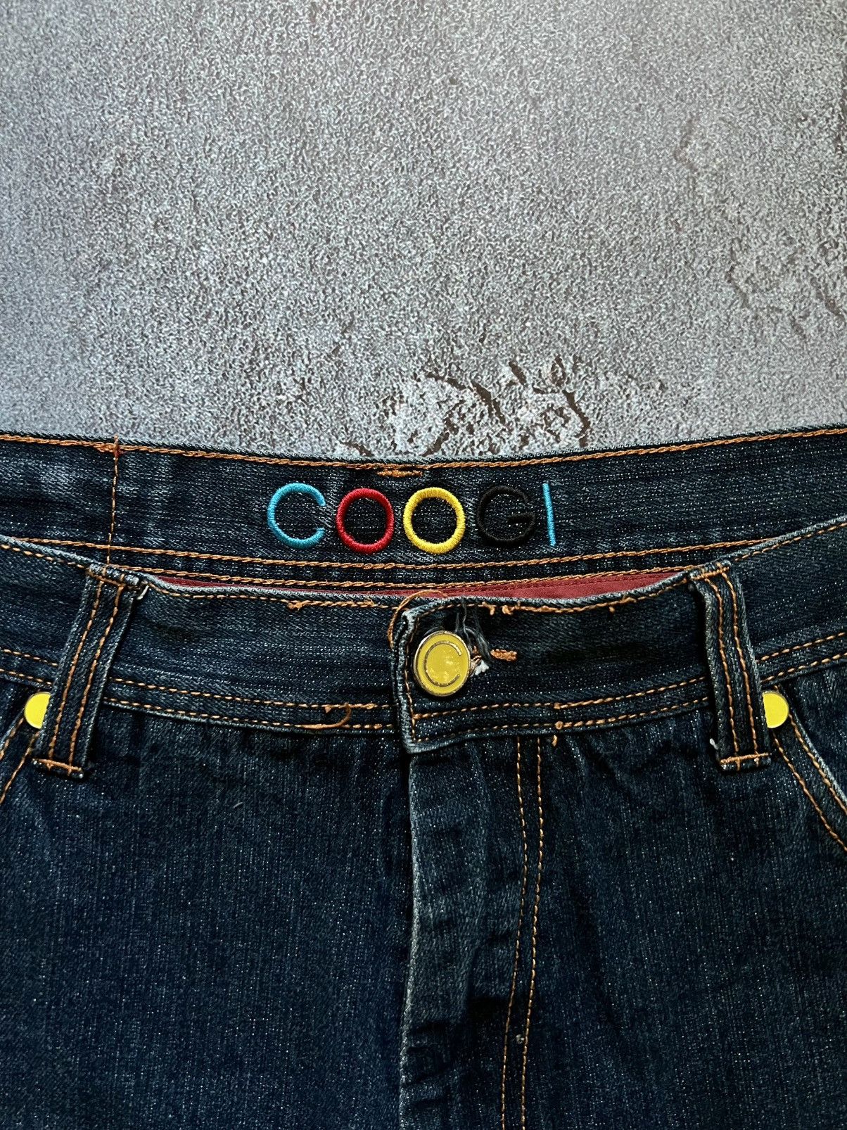 Coogi 90s Vintage Jeans Shorts Sweater Embroidered Big Logo Baggy Size US 40 / EU 56 - 15 Thumbnail