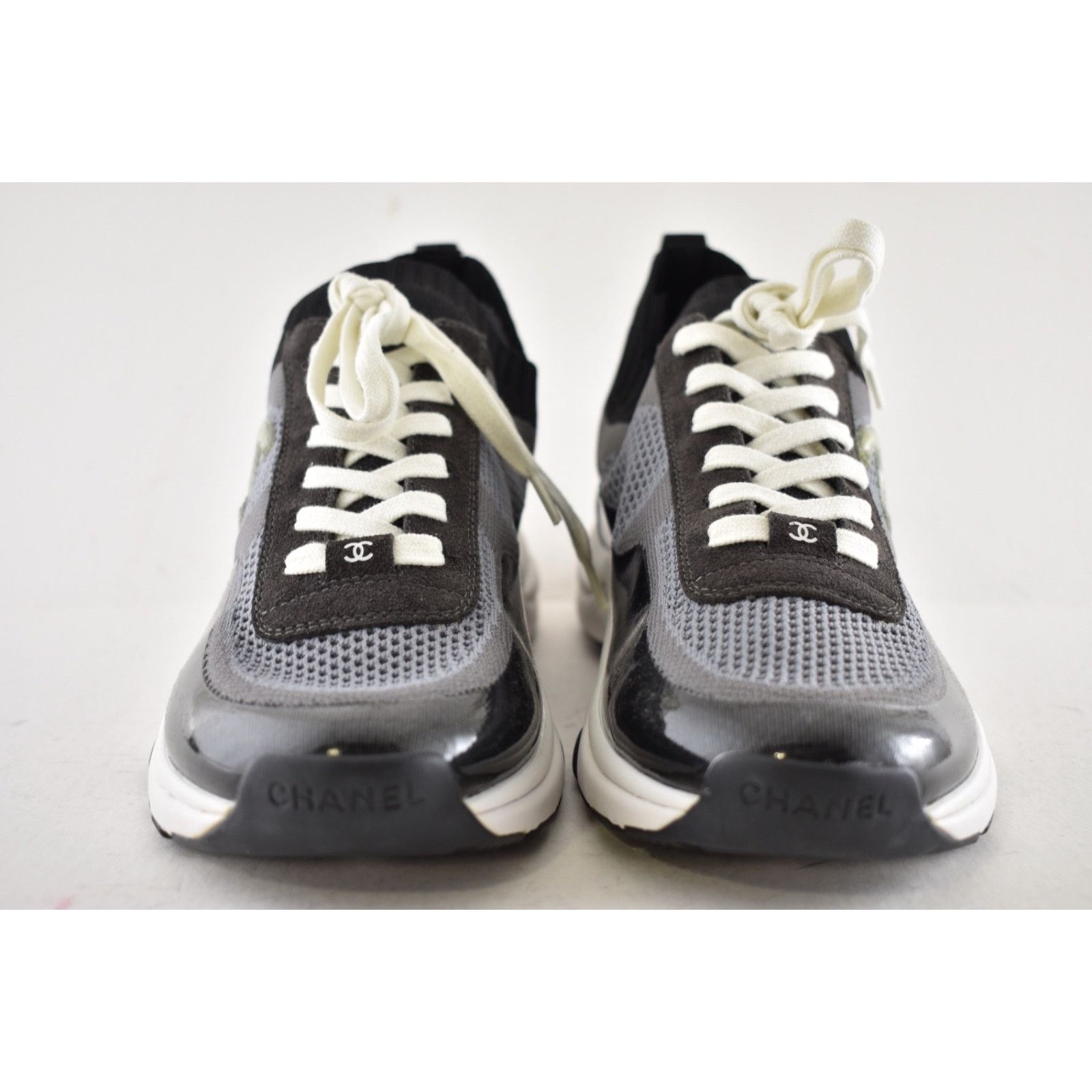 Chanel Chanel 22C Men Black White Grey Knit Clear CC Logo Low Size US 11 / EU 44 - 8 Thumbnail