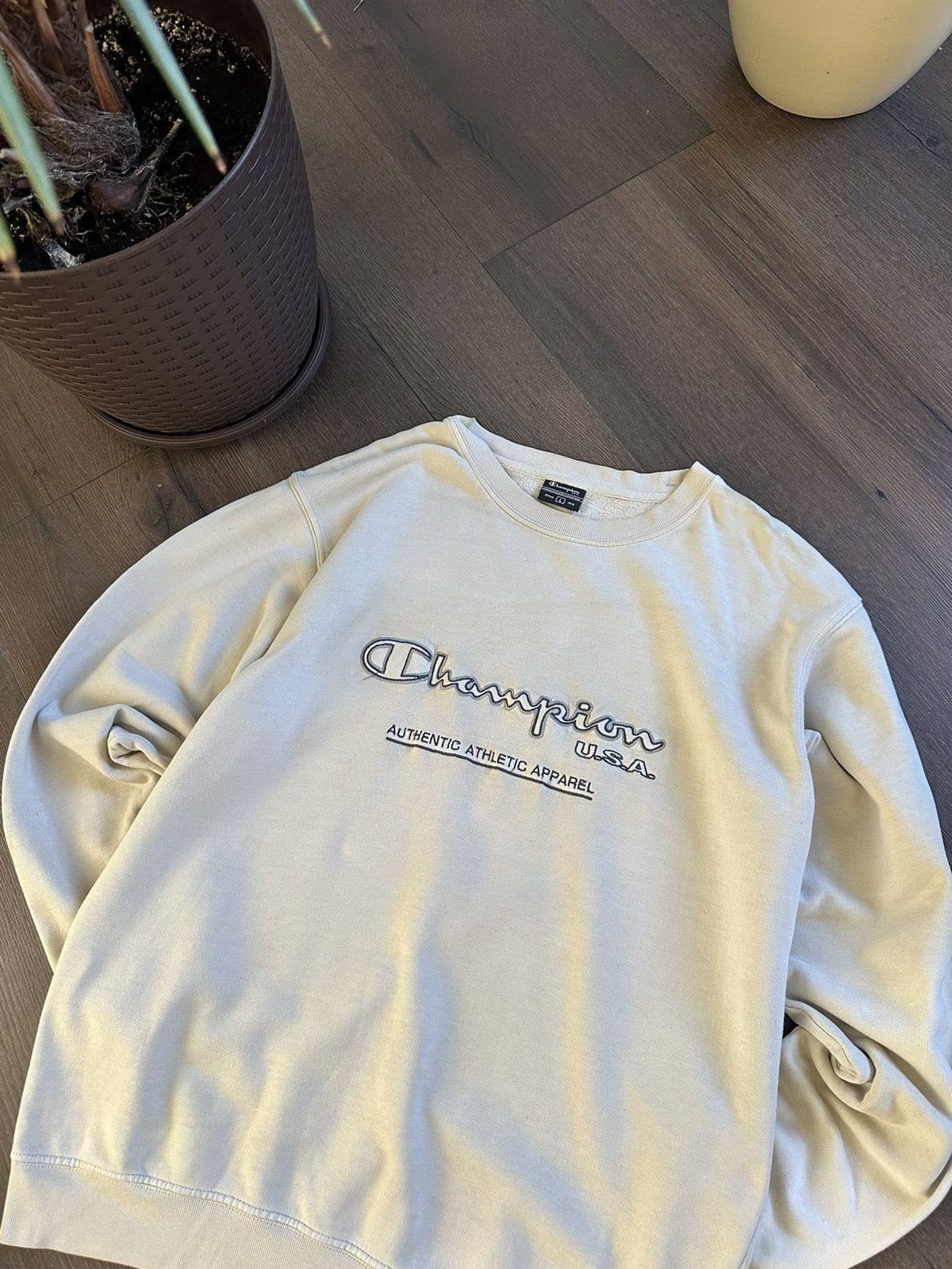 Champion Vintage Champion Sweatshirt Centre Logo Size US L / EU 52-54 / 3 - 6 Thumbnail