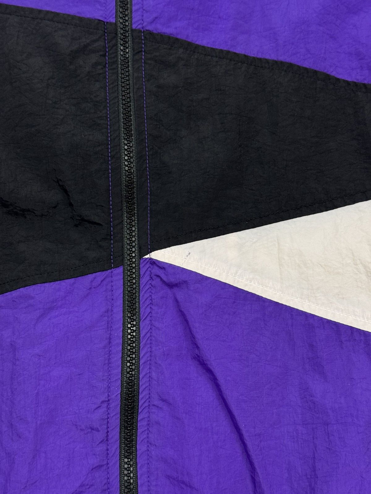 Nike 1990’s Vintage Nike Foot Locker Track Nylon Jacket Size US L / EU 52-54 / 3 - 7 Thumbnail