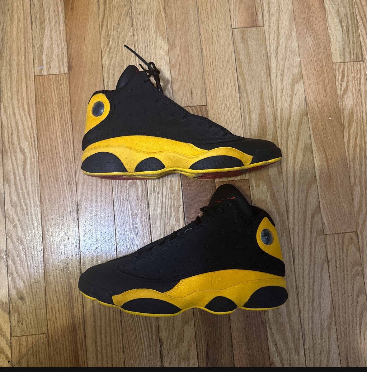 Jordan Brand Jordan 13 Melo exclusives “2002” Size US 10.5 / EU 43-44 - 1 Thumbnail