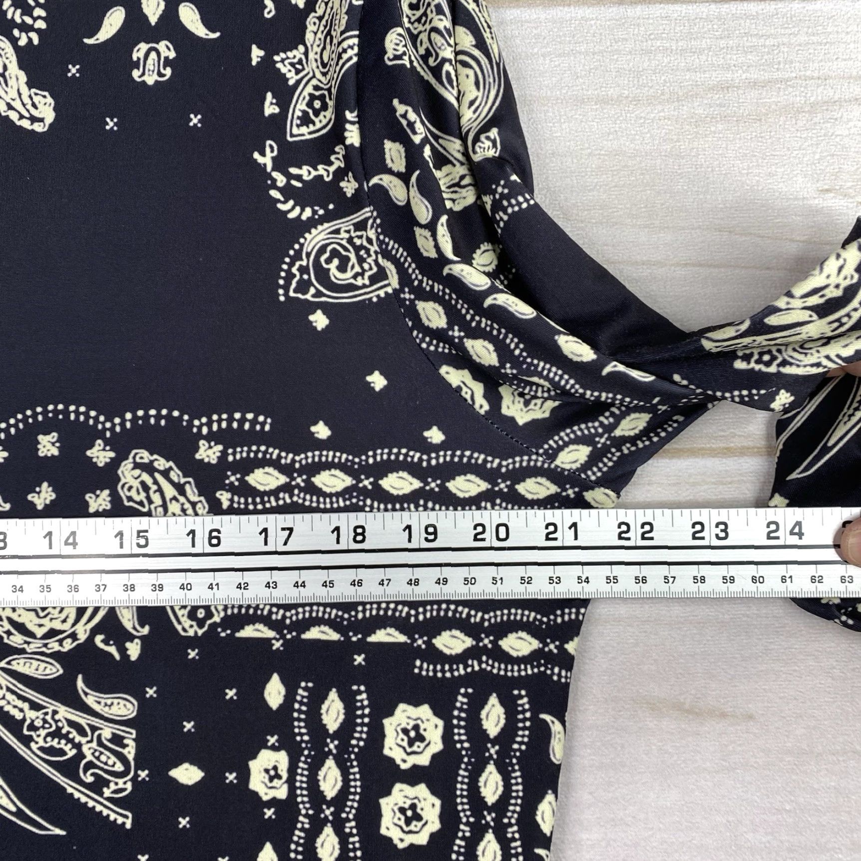 Vintage Lily By Firmiana Tunic Top Womens 1X Black Paisley Patchwork Asymmetrical Jersey Shirt Adult Plus 1X Black Geometric 3/4 Sleeve Size XL / US 12-14 / IT 48-50 - 6 Thumbnail