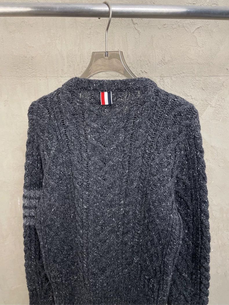 Thom Browne Thom Browne Gray classic wool round neck sweater Size US S / EU 44-46 / 1 - 4 Thumbnail