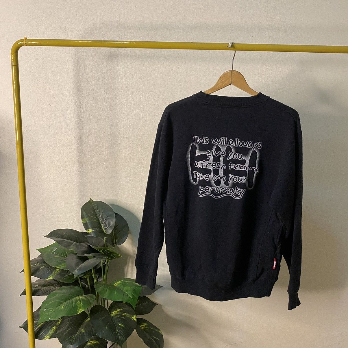 Vintage Vintage 2000s Kiki Surf Wax America Sweatshirt Size US M / EU 48-50 / 2 - 1 Thumbnail