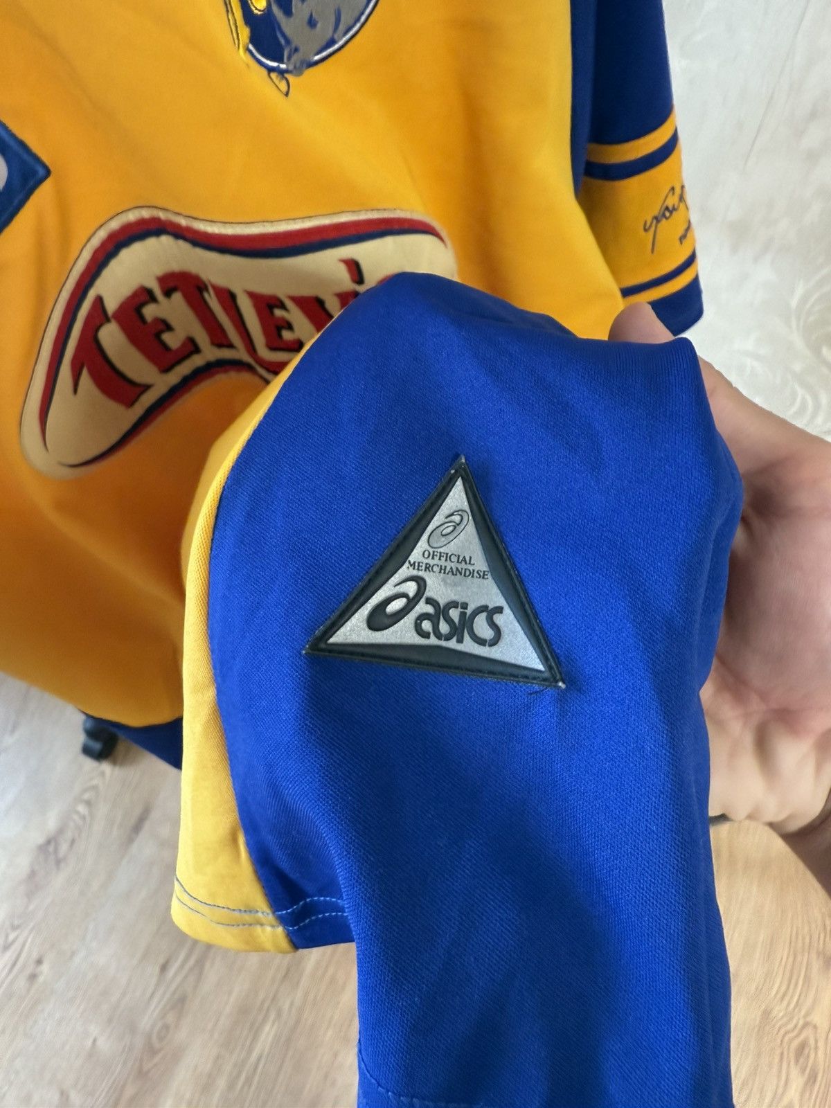 Asics 1991-1992 VINTAGE LEEDS RHINOS AWAY FOOTBALL SHIRT SIZE XL Size US XL / EU 56 / 4 - 6 Thumbnail