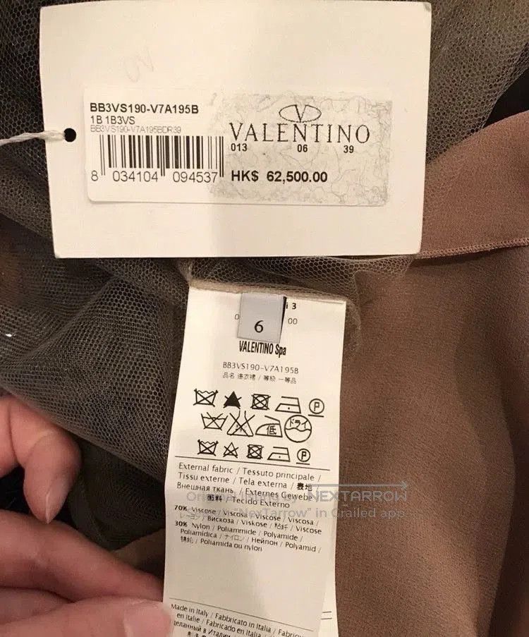 Valentino Valentino Runway Beaded Lace Dress. Size US 38 / EU 54 - 5 Thumbnail