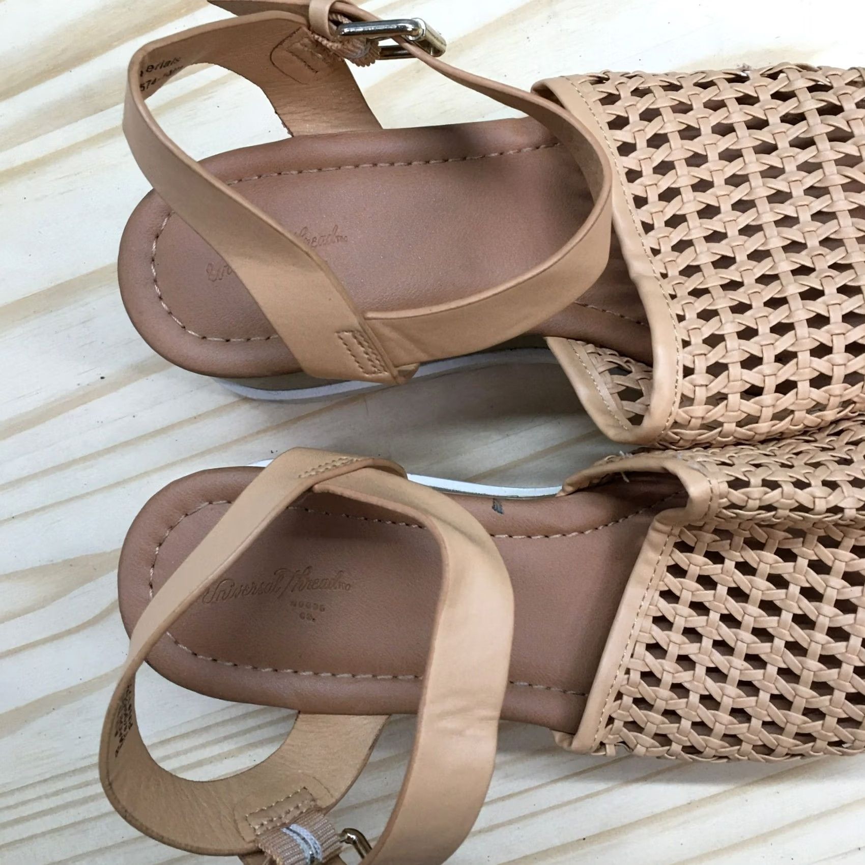 Vintage Universal Thread Sandals Womens 8 Alba Platform Ankle Straps Beige Faux Leather Size US 8 / IT 38 - 5 Thumbnail