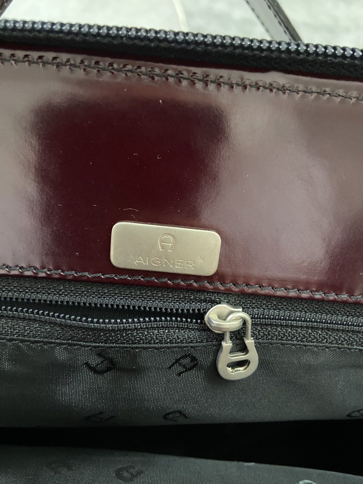 Aigner Vintage Aigner Leather Sling Shoulder Bag Size ONE SIZE - 4 Thumbnail