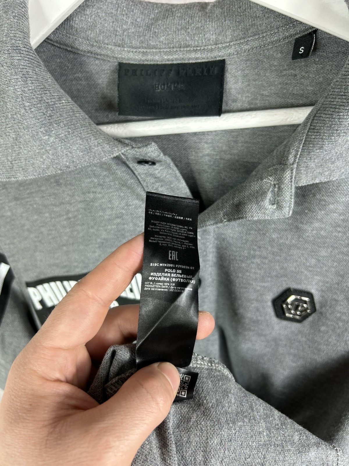 Philipp Plein Philipp Plein 1978 Gray Logo Patch Polo Shirt Size S Size US S / EU 44-46 / 1 - 13 Thumbnail