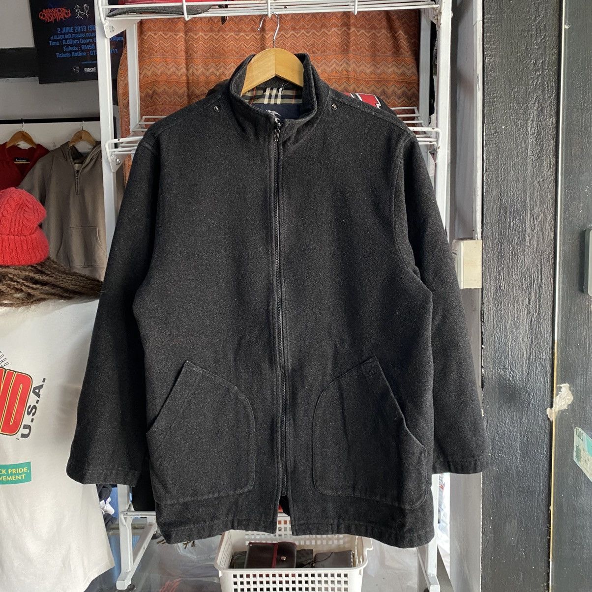 Burberry Vintage Burberry London Gray Wool Zip Jacket w/ Nova Check Size US L / EU 52-54 / 3 - 1 Thumbnail