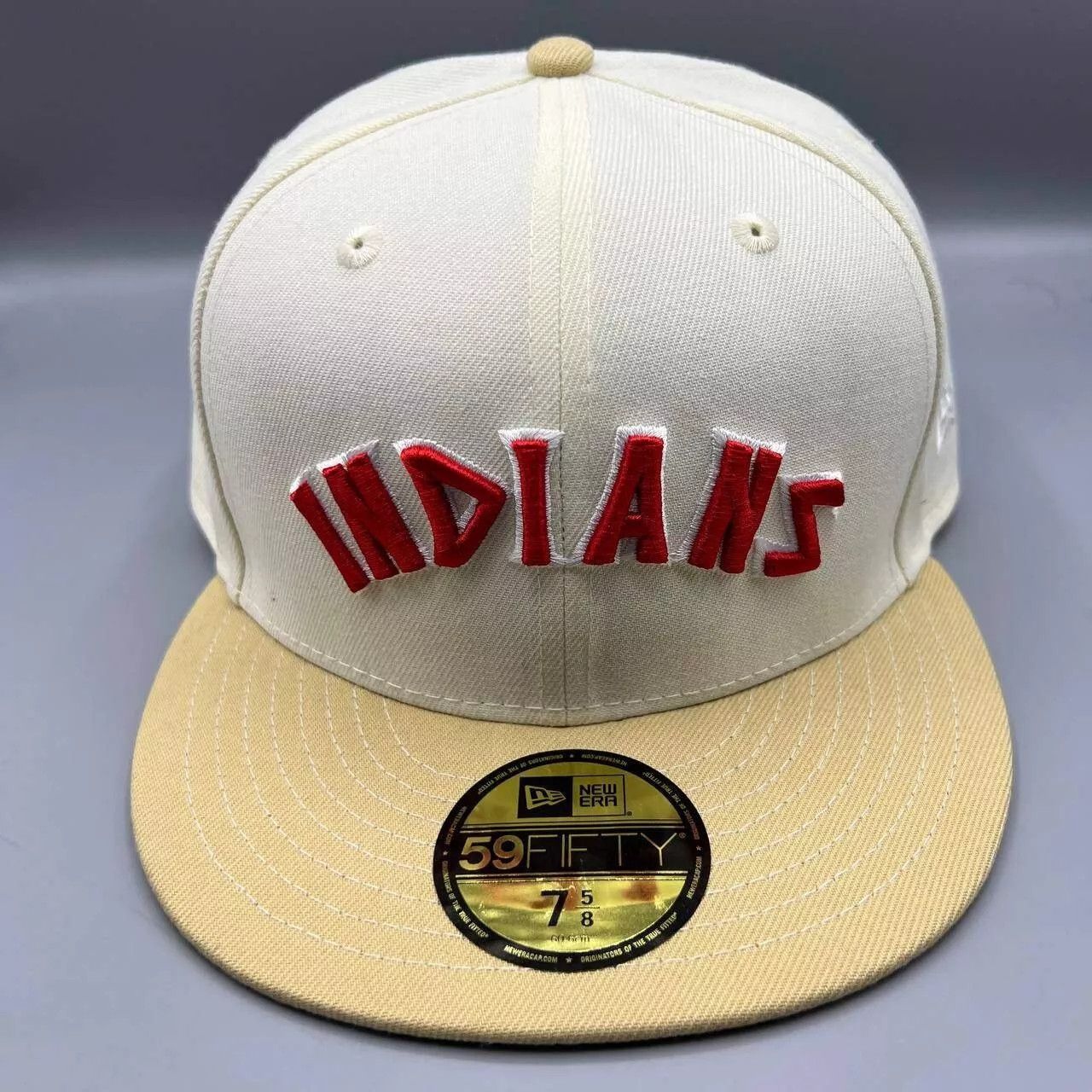 New Era Cleveland Guardians Hat Men 7 5/8 White MLB Fitted Cap New Size ONE SIZE - 1 Thumbnail
